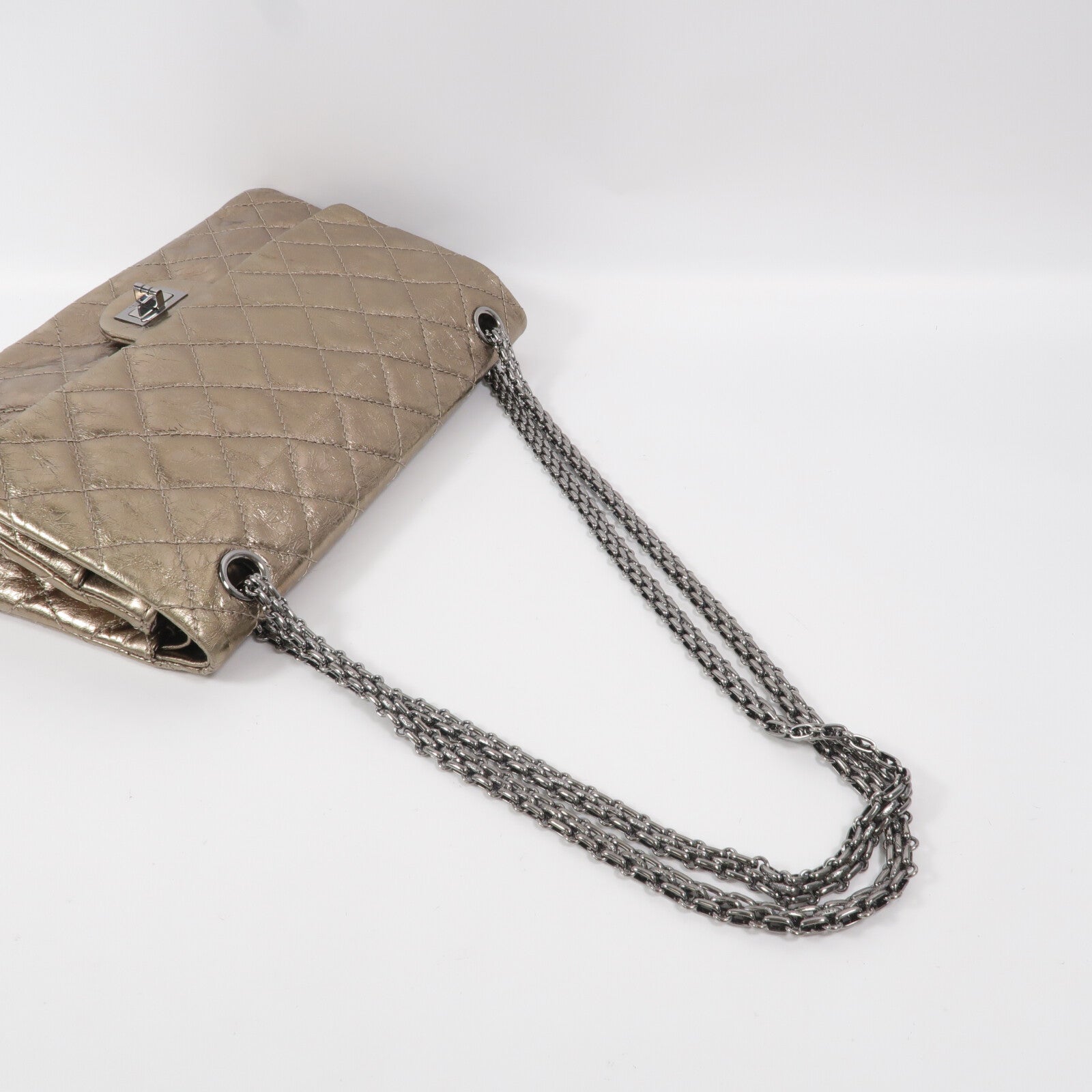 CHANEL 牛皮皮革2.55 Medium鏈帶肩背袋