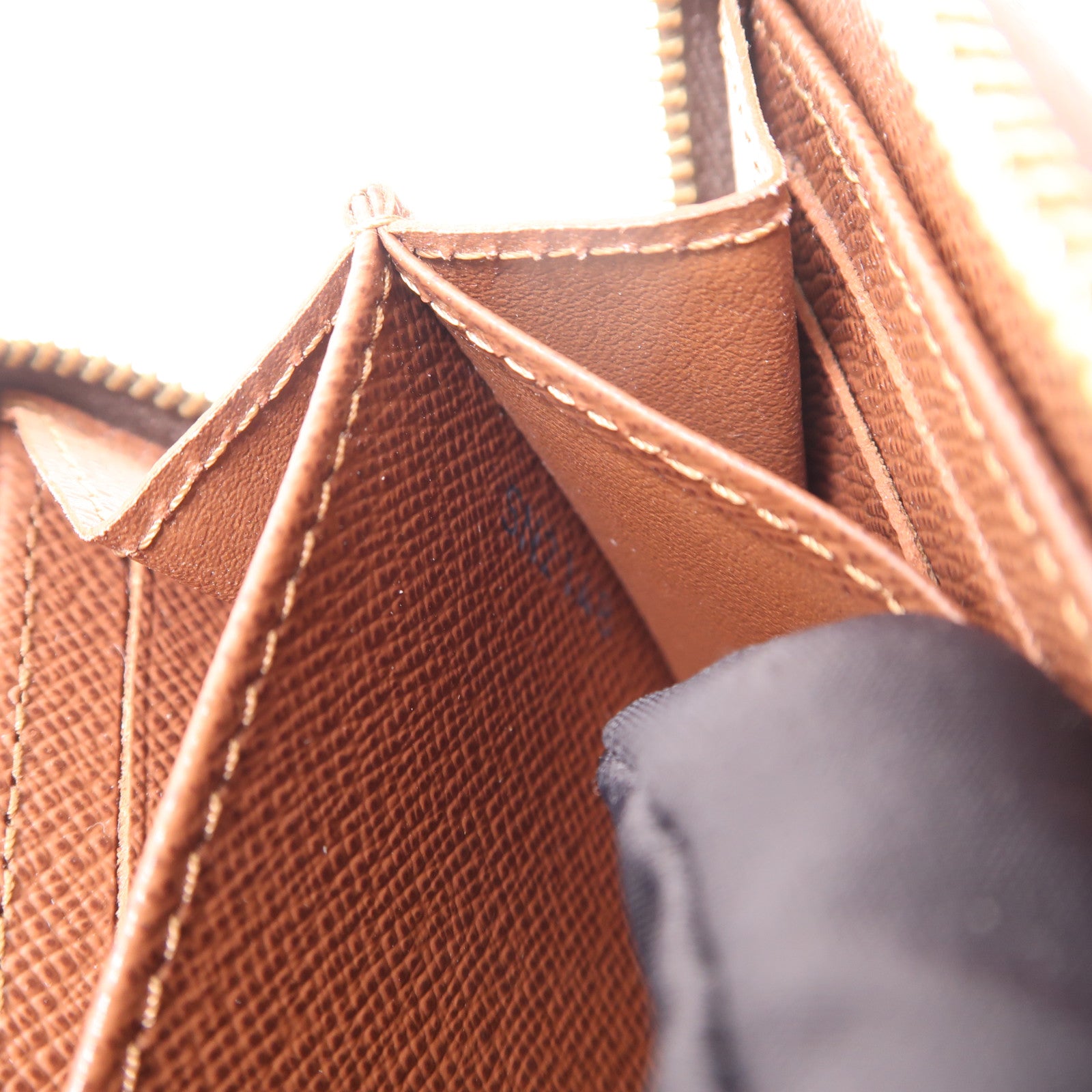 LOUIS VUITTON Monogram Zippy Coin Purse金扣零錢包棕色