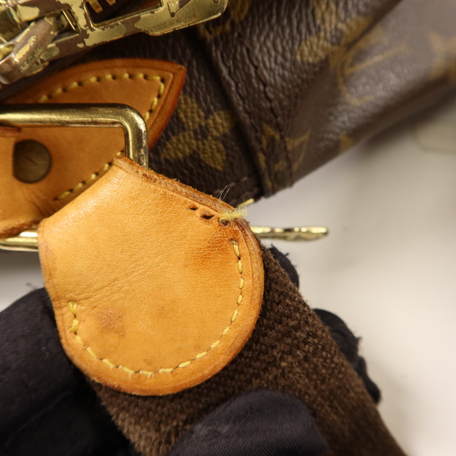 LOUIS VUITTON Monogram Reporter GM金扣肩背袋