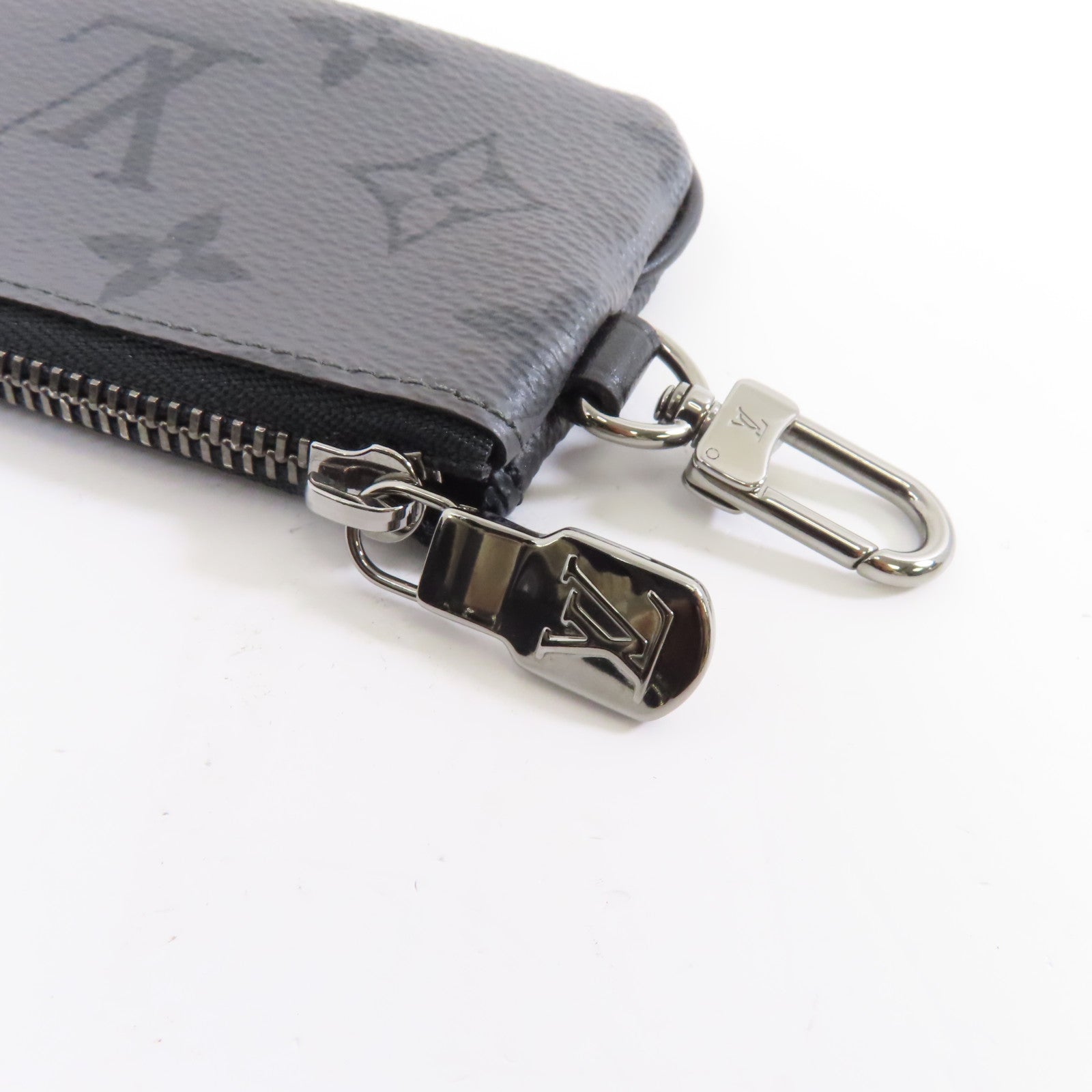 LOUIS VUITTON Monogram Eclipse Trio  Messenger銀扣肩背袋黑色
