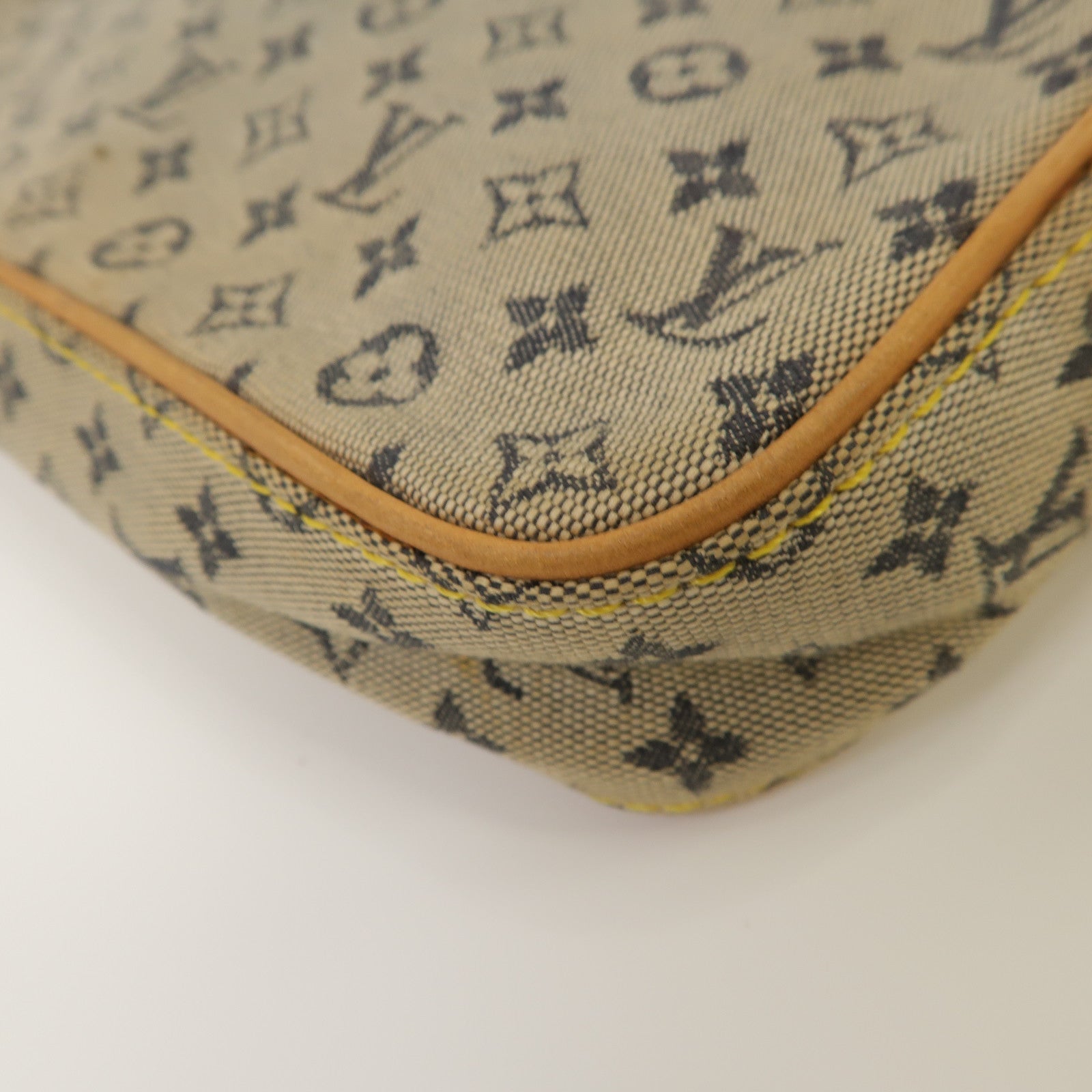 LOUIS VUITTON Monogram Mini Juliet MM金扣肩背袋藍色