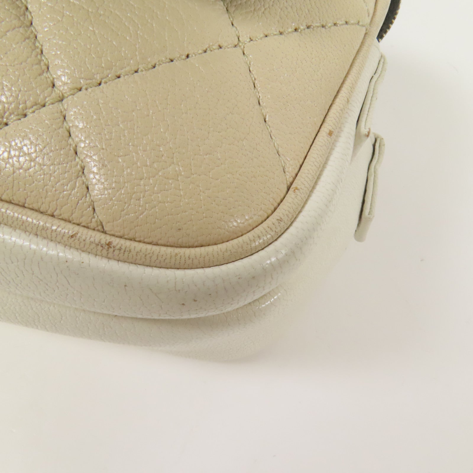 CHANEL 牛皮皮革Waist Bag金扣腰包