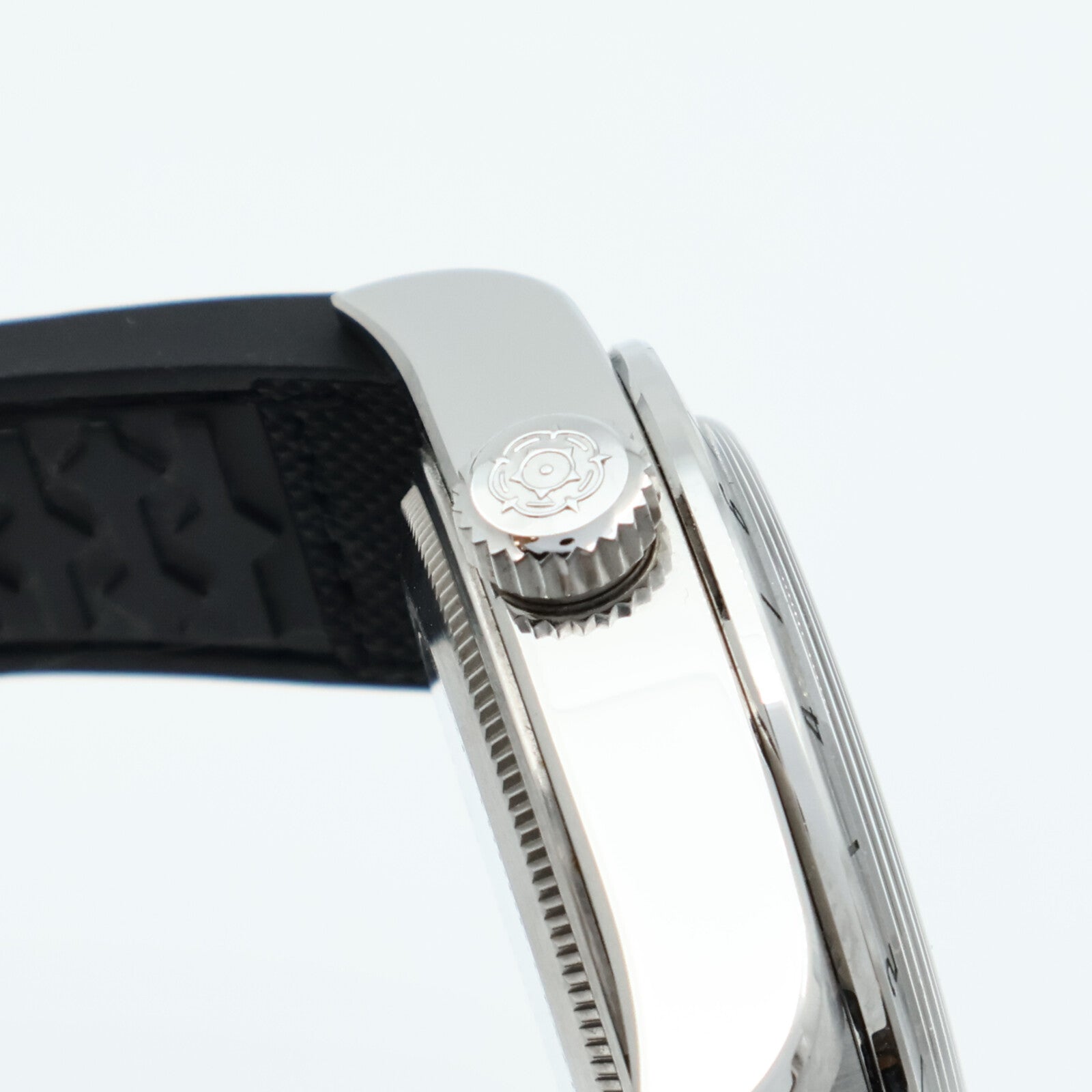 TUDOR Black Bay Pro 79470