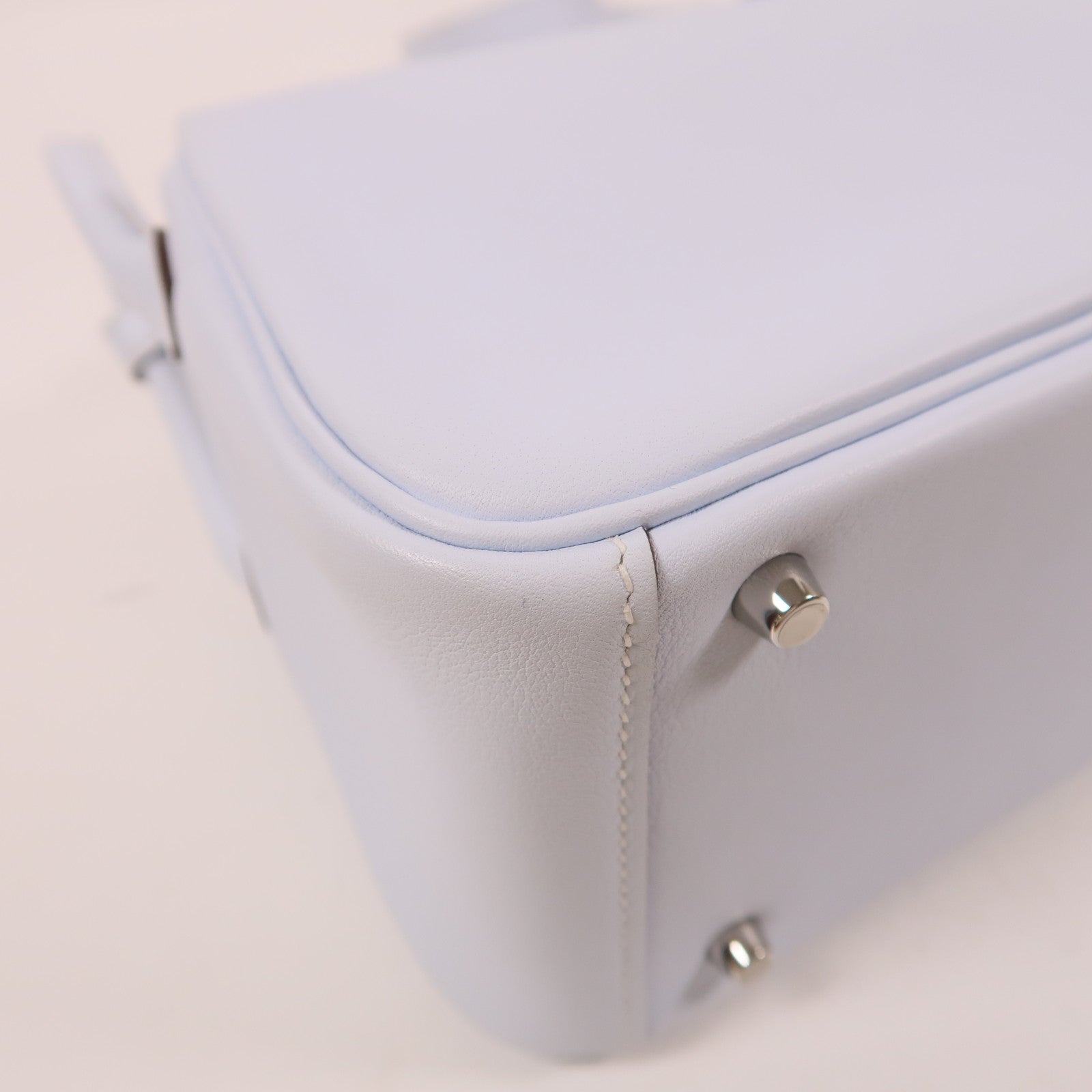 HERMES 【激減優惠】Swift皮革Mini Lindy銀扣手挽肩背兩用袋Bleu Pale