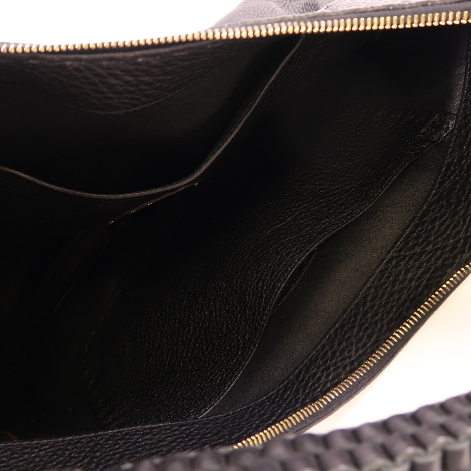 FENDI 牛皮皮革Shoulder Bag金扣肩背袋