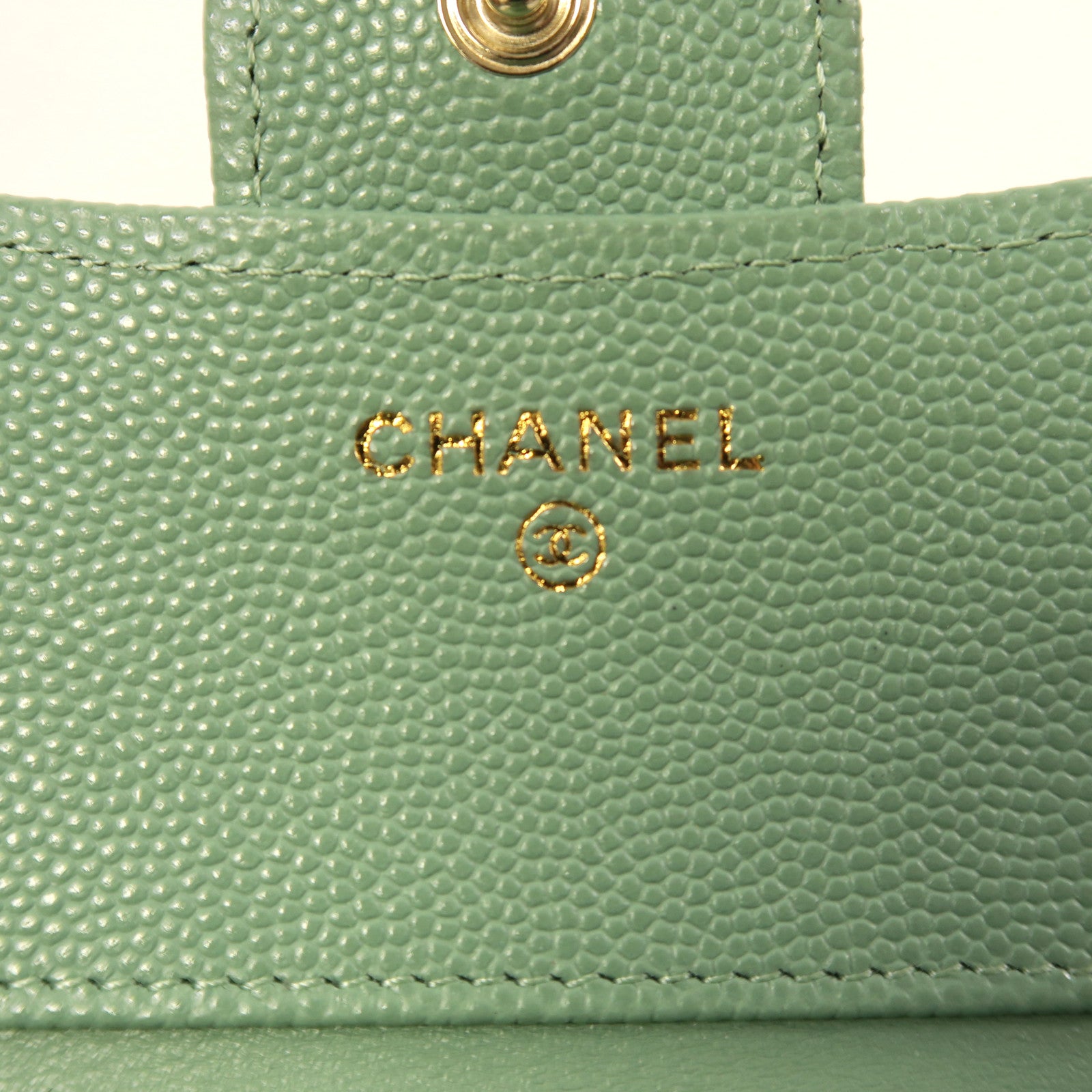 CHANEL **【激減優惠】Caviar皮革Wallet金扣錢包湖水綠色