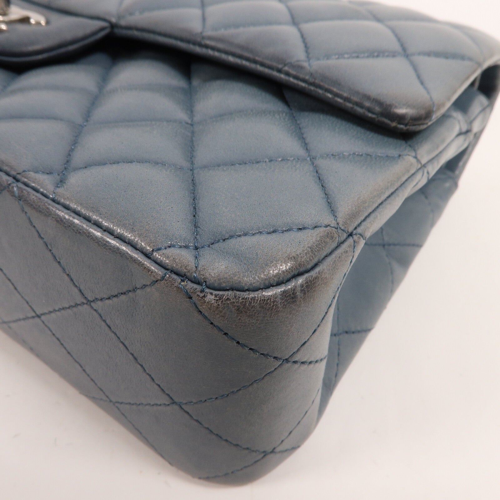 CHANEL 羊皮皮革Classic 25銀扣鏈帶肩背袋