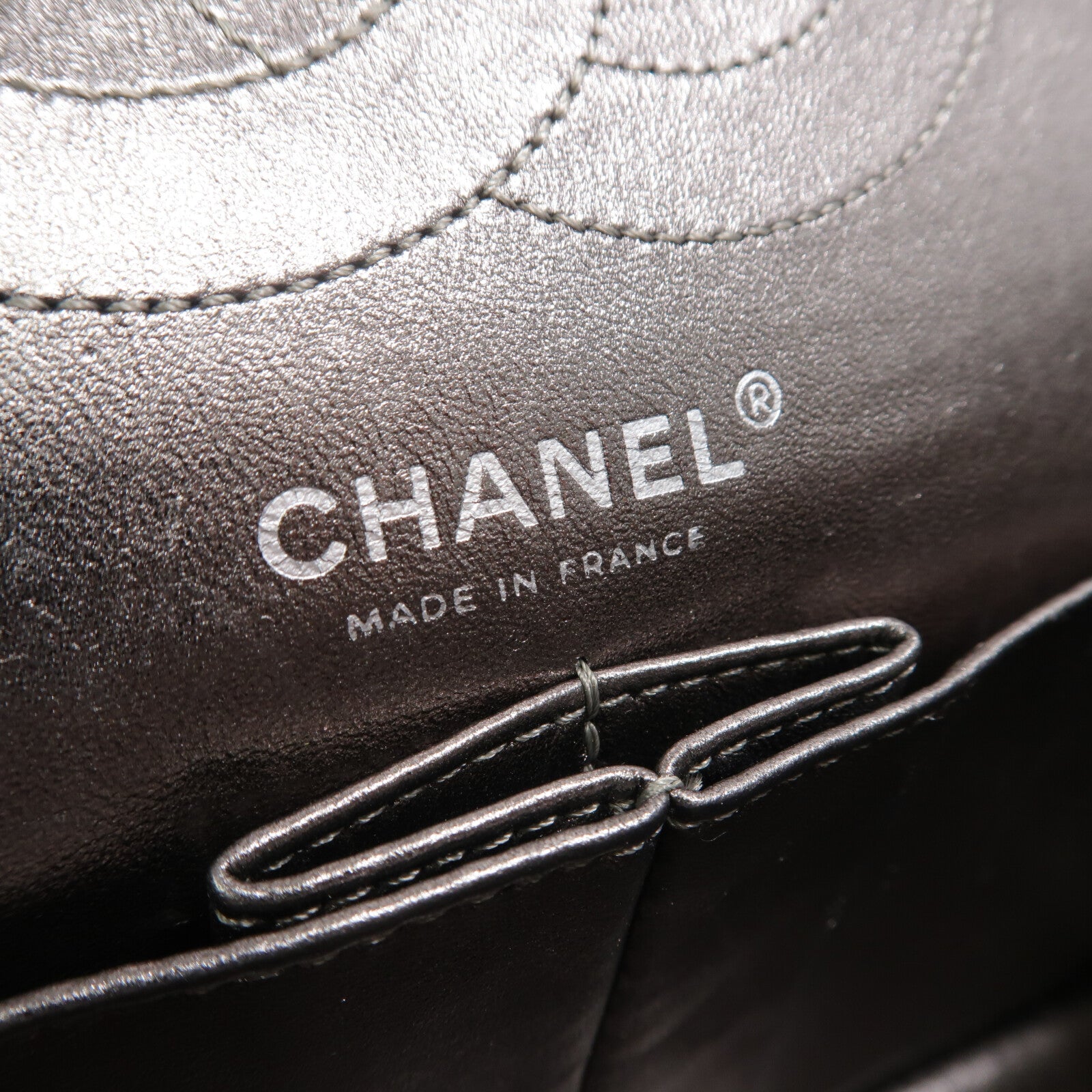 CHANEL 牛皮皮革2.55 Medium鏈帶肩背袋
