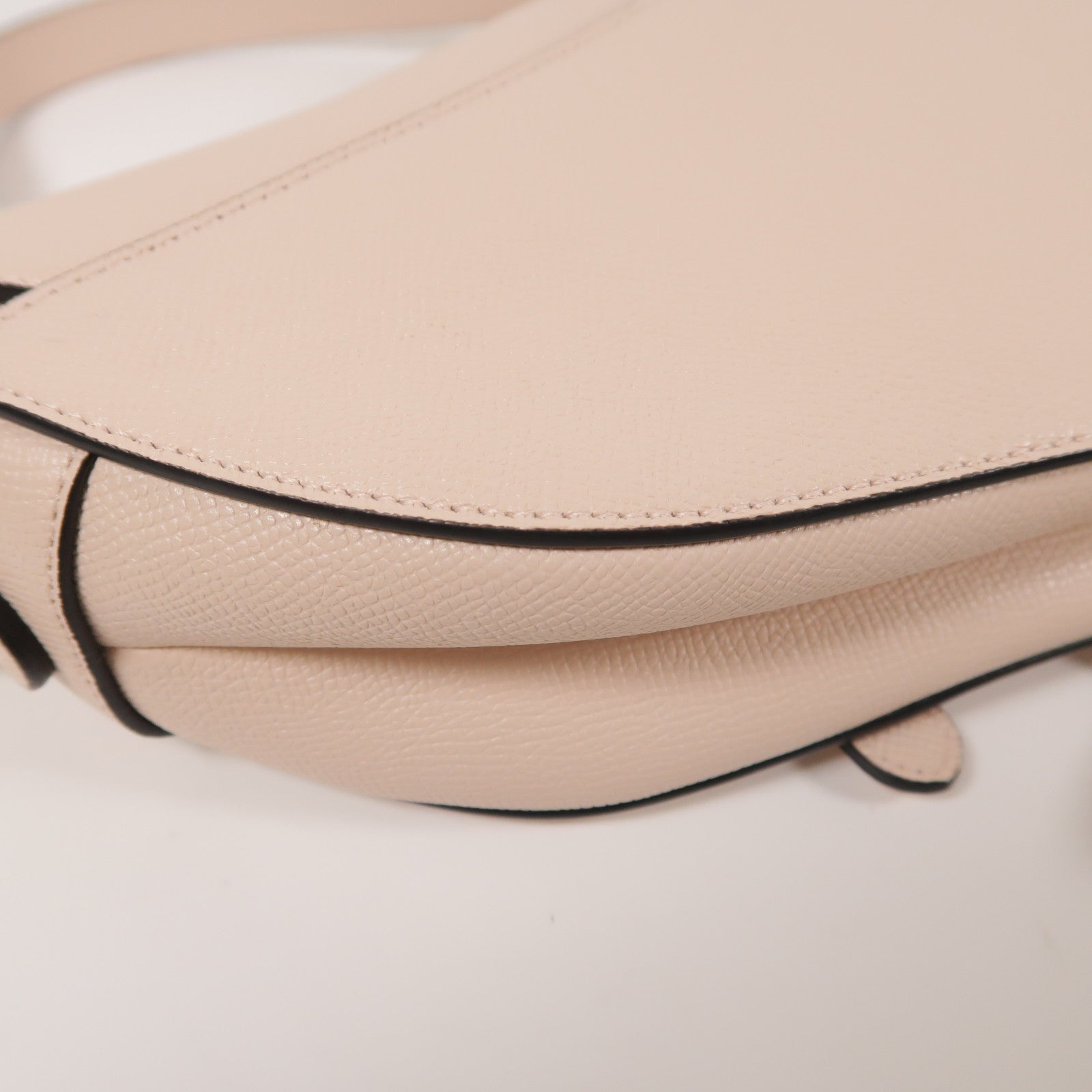Dior 牛皮皮革Saddle Medium金扣手挽肩背兩用袋