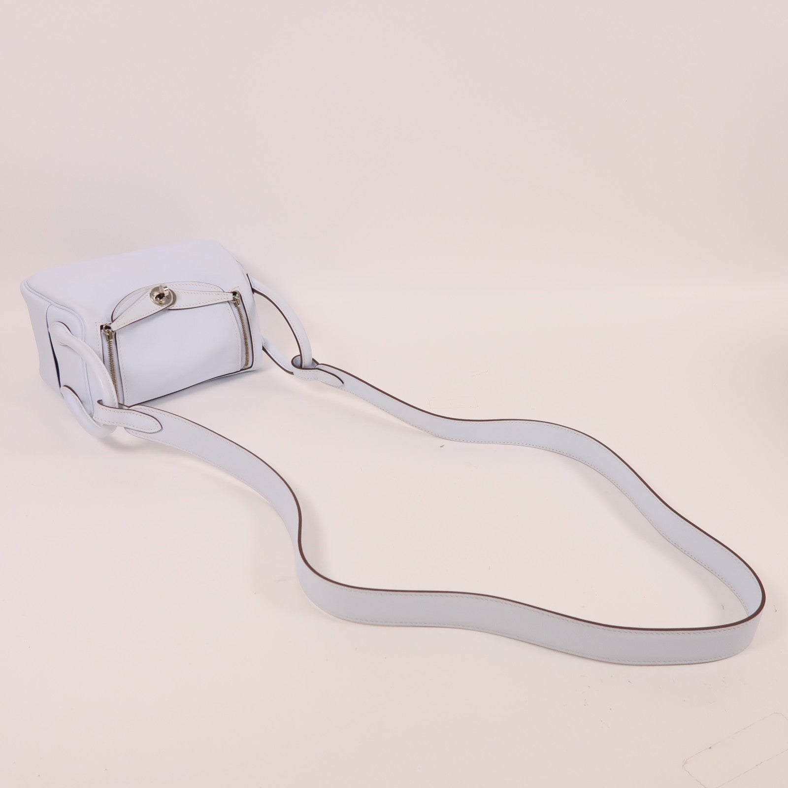 HERMES 【激減優惠】Swift皮革Mini Lindy銀扣手挽肩背兩用袋Bleu Pale