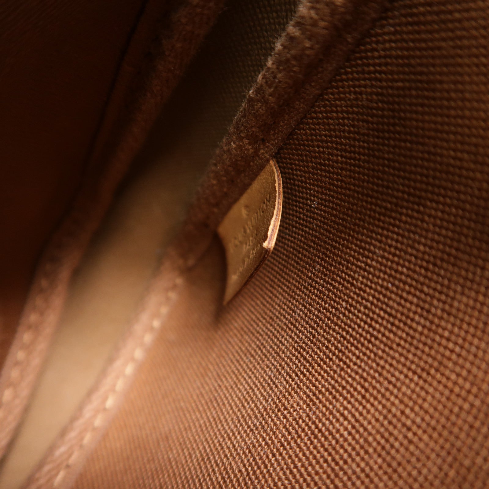 LOUIS VUITTON Monogram Multi Pochette Accessoires金扣肩背袋