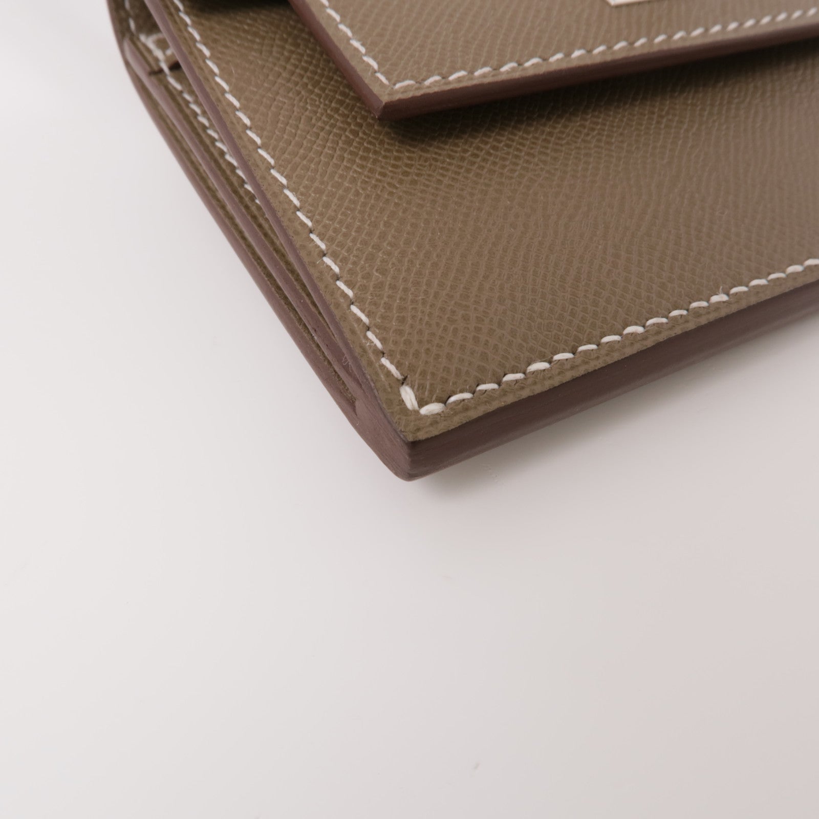 HERMES Madame皮革Kelly Pocket Slim銀扣零錢包Etoupe