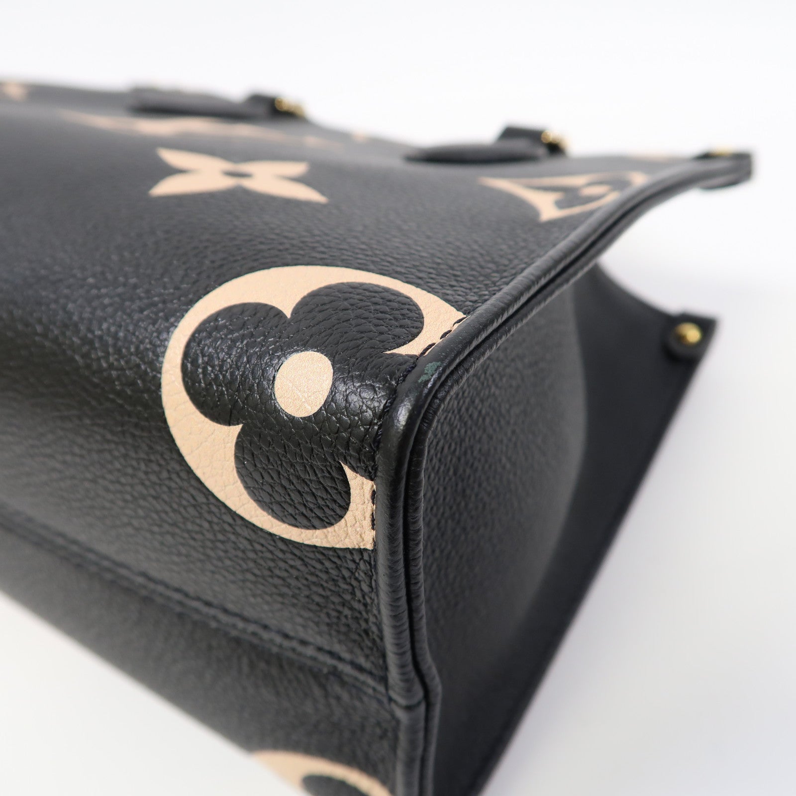 LOUIS VUITTON Monogram Empreinte On The Go PM金扣手挽肩背兩用袋黑色