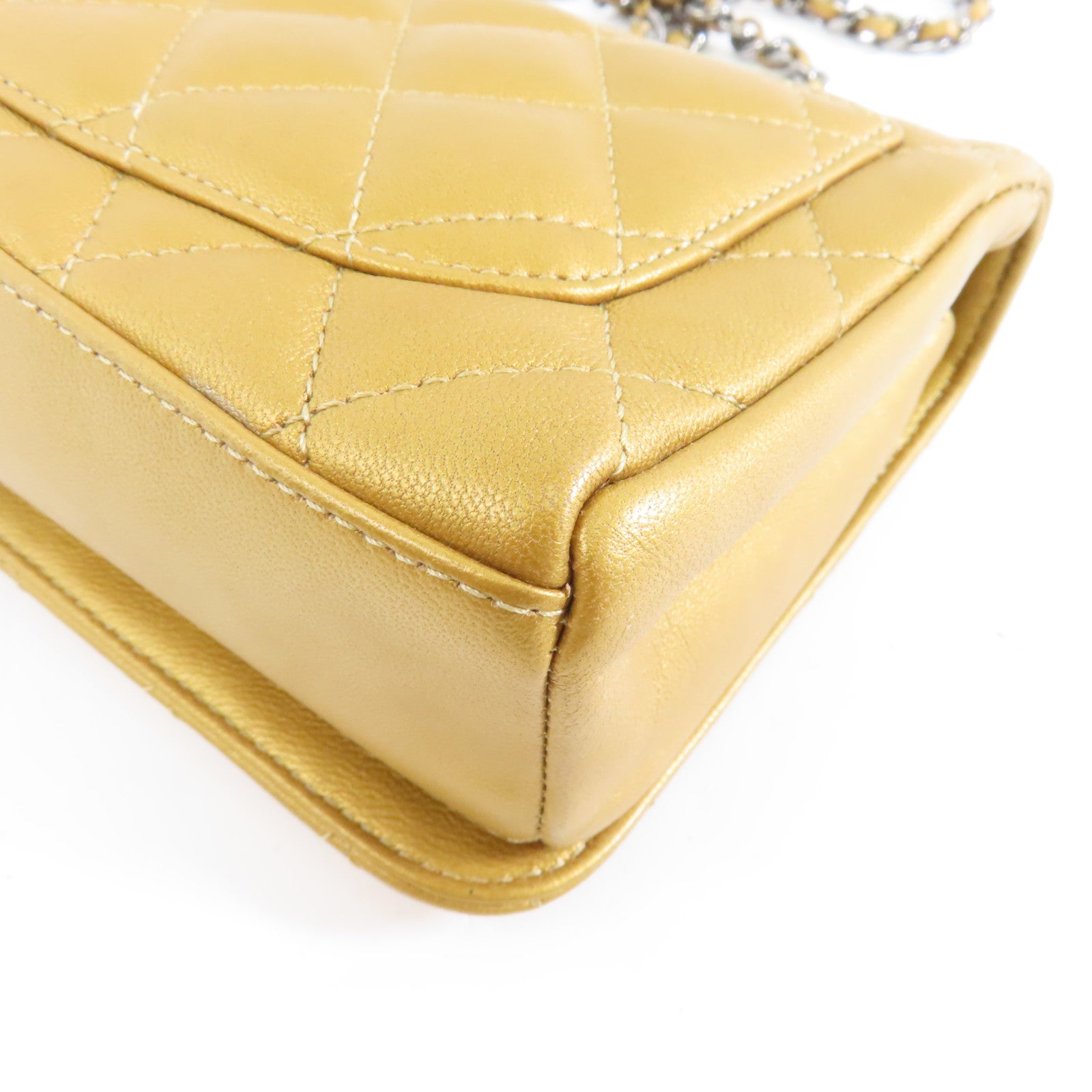 CHANEL 菱格羊皮皮革Chain Shoulder銀扣肩背袋金色