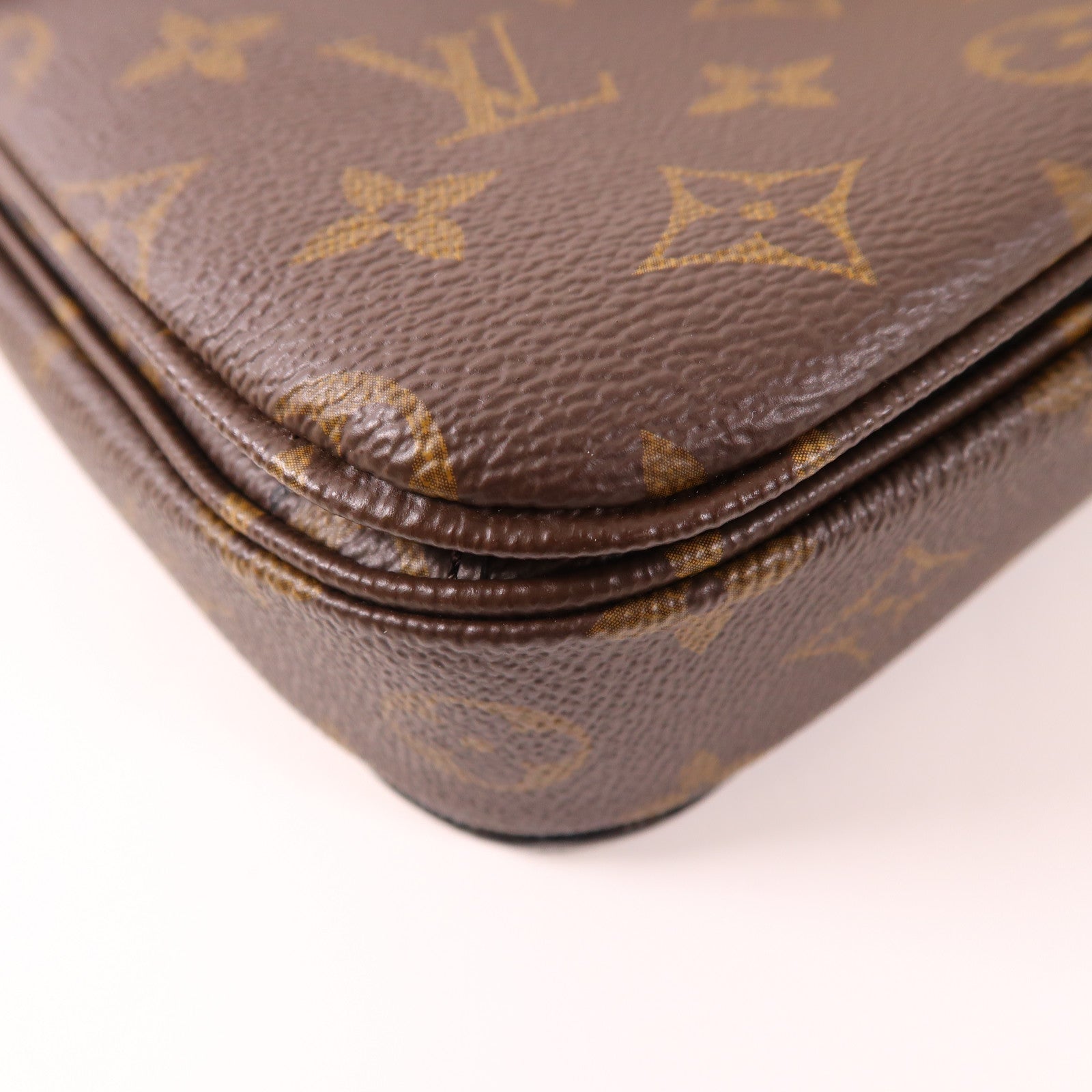 LOUIS VUITTON Monogram Pochette Metis金扣手挽肩背兩用