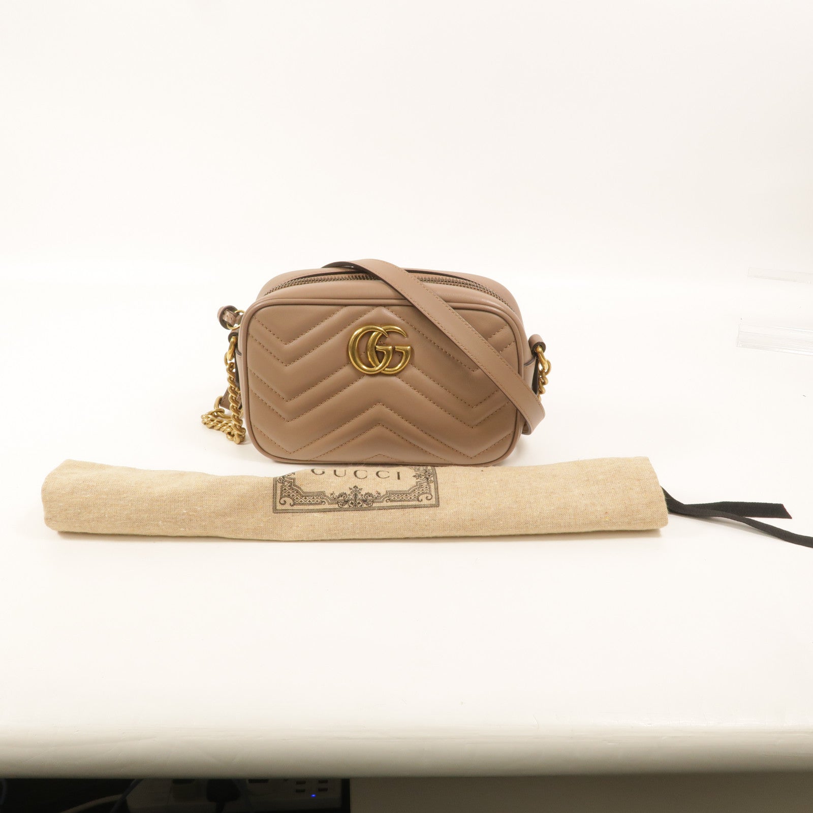 GUCCI 牛皮皮革GG Marmont Mini鏈帶肩背袋