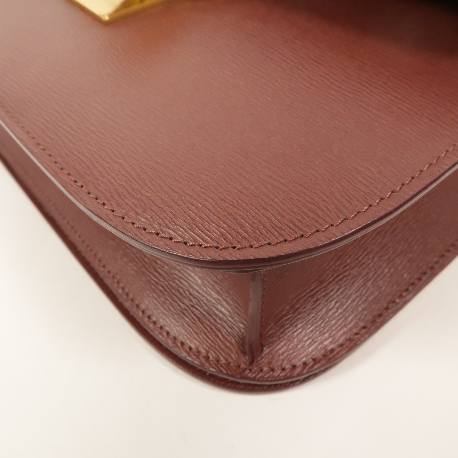 CELINE 牛皮皮革Classic Box Medium肩背袋