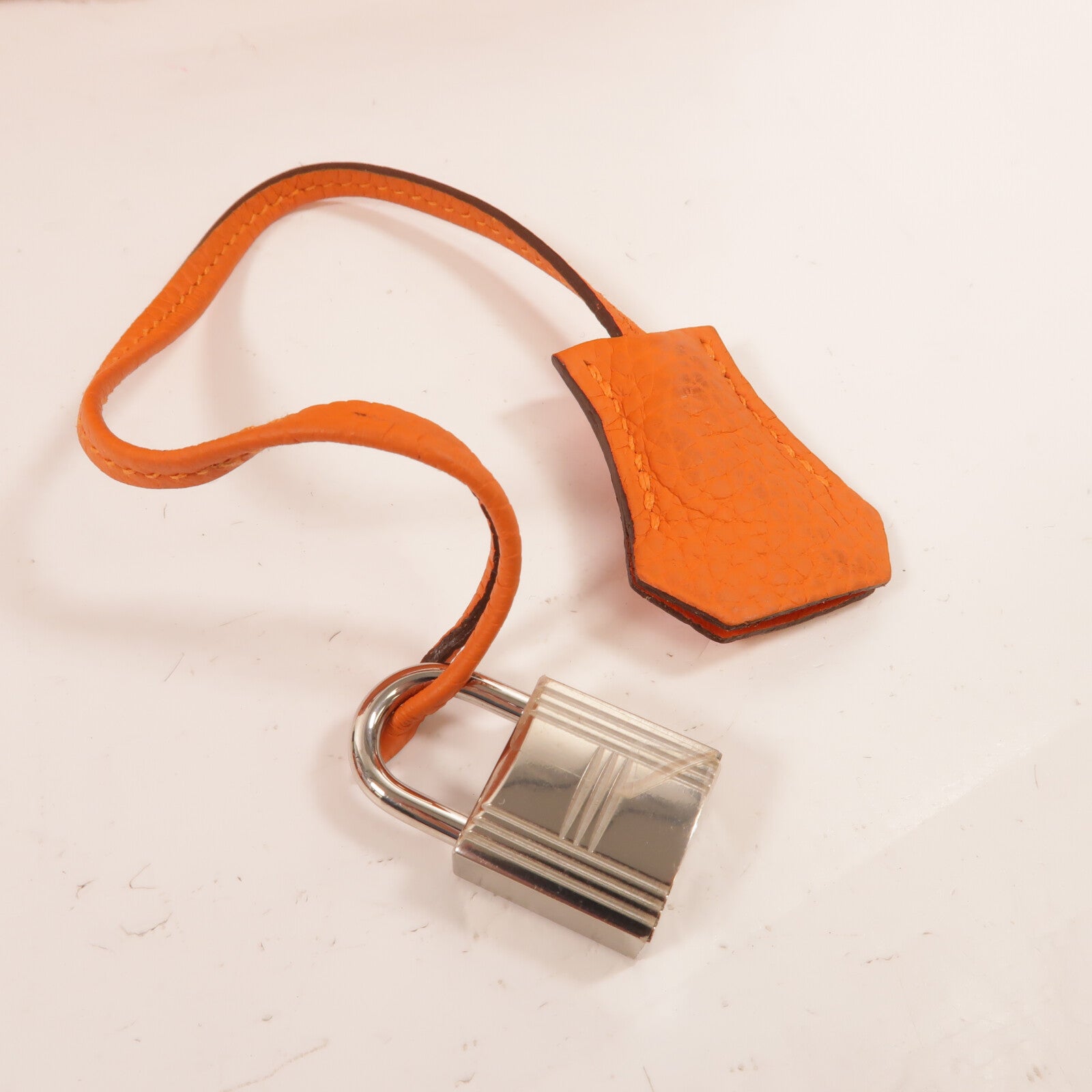 HERMES Clemence皮革Bolide 31手挽袋Orange
