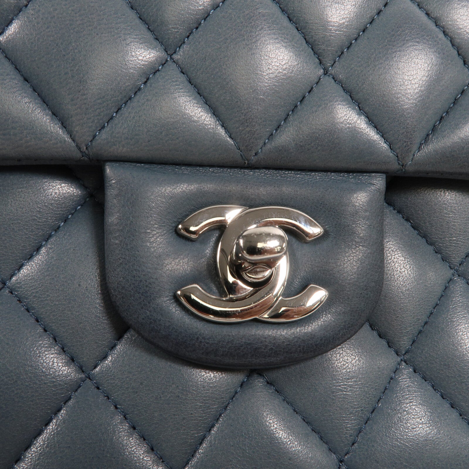CHANEL 羊皮皮革Classic 25銀扣鏈帶肩背袋