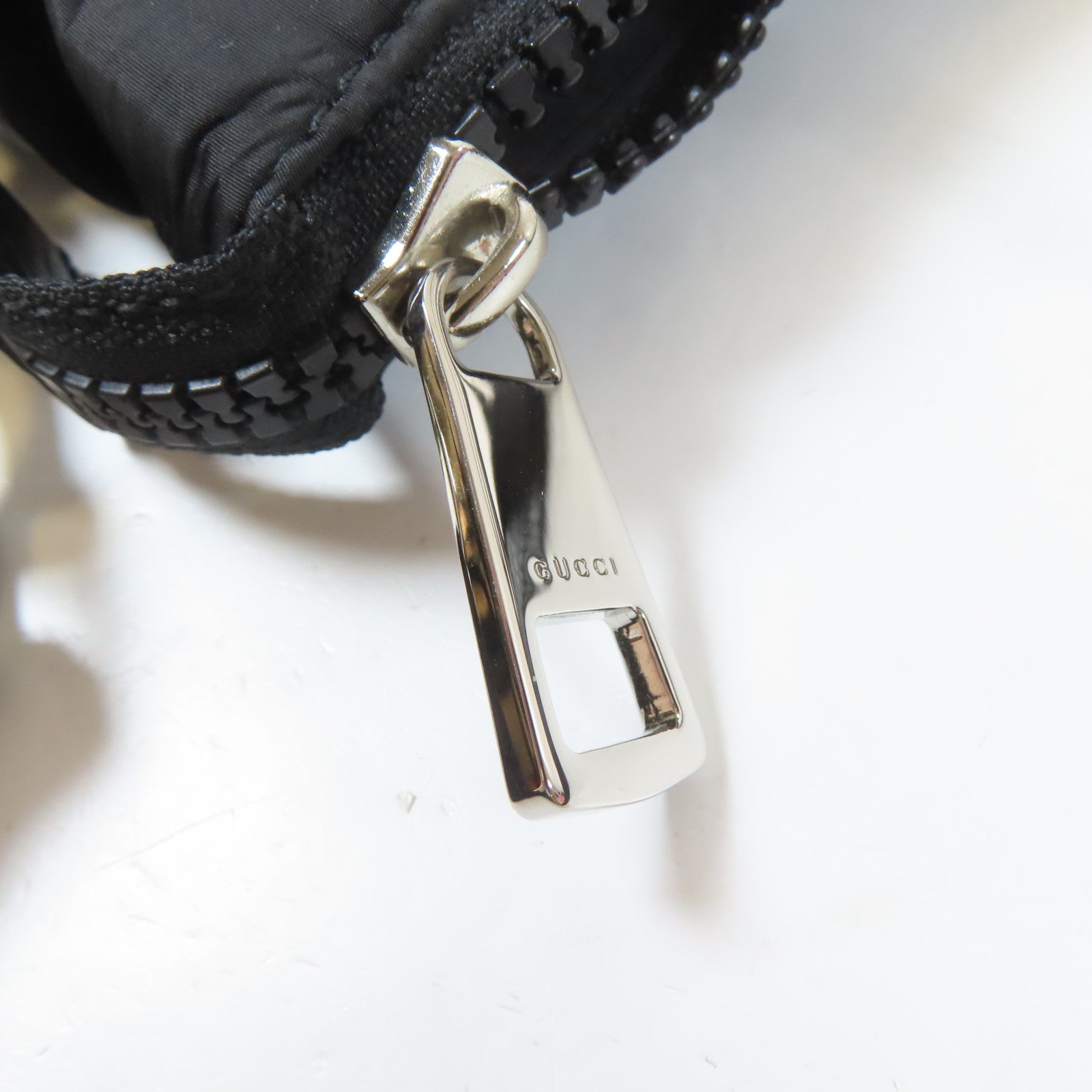 GUCCI 尼龍2 Way Shoulder Bag銀扣手挽肩背兩用袋黑色