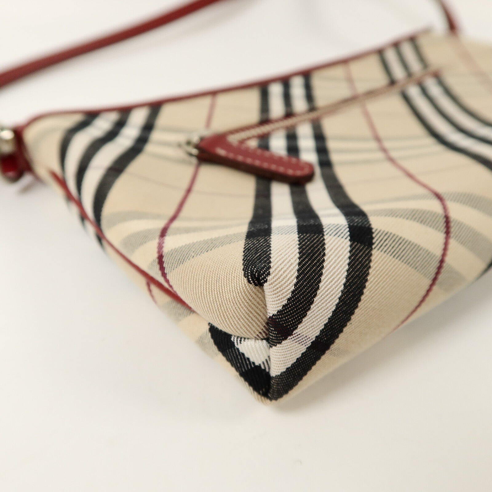 BURBERRY 帆布Shoulder Bag肩背袋