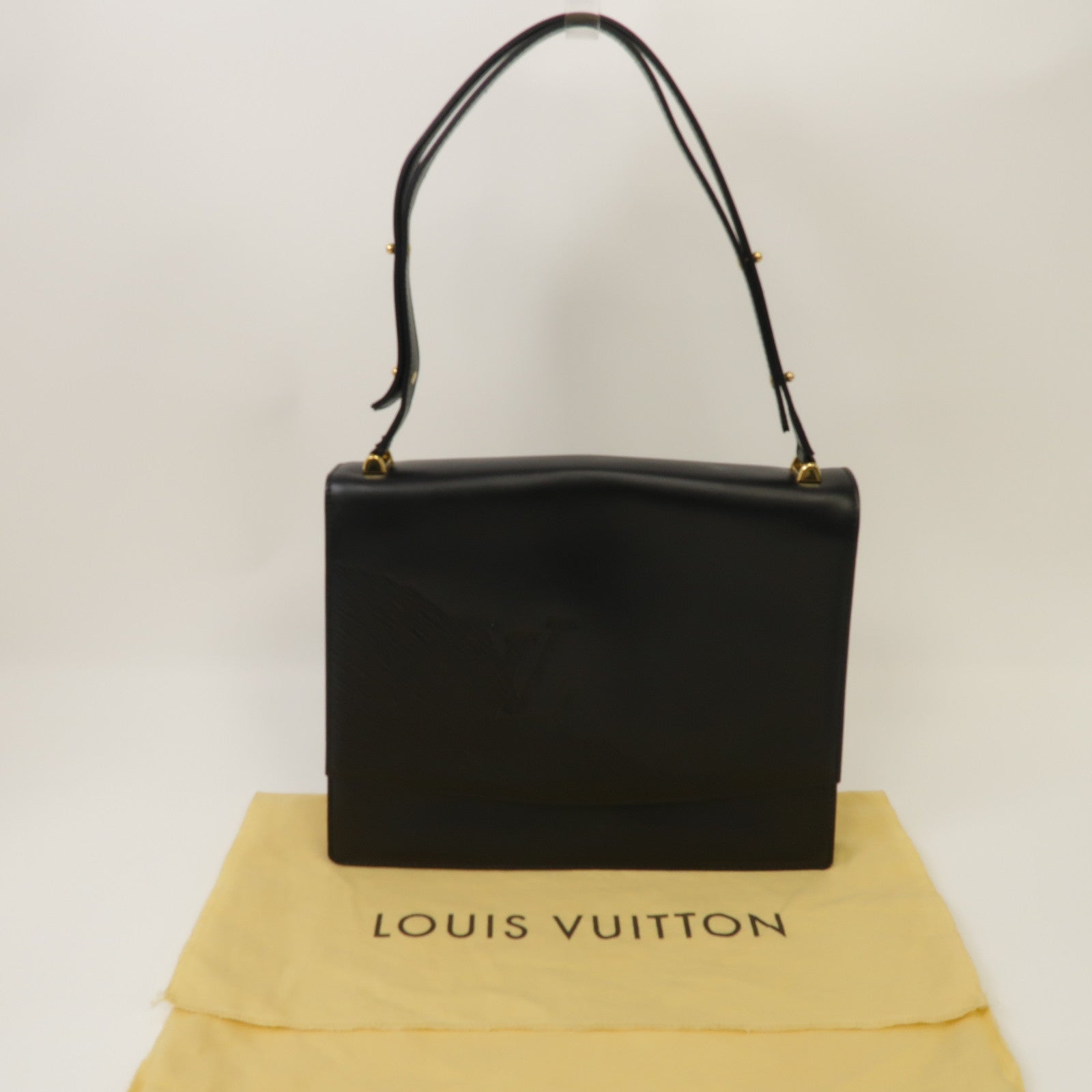 LOUIS VUITTON 【激減優惠】Epi Nera Vintage Delphes Opera GM金扣肩背袋黑色