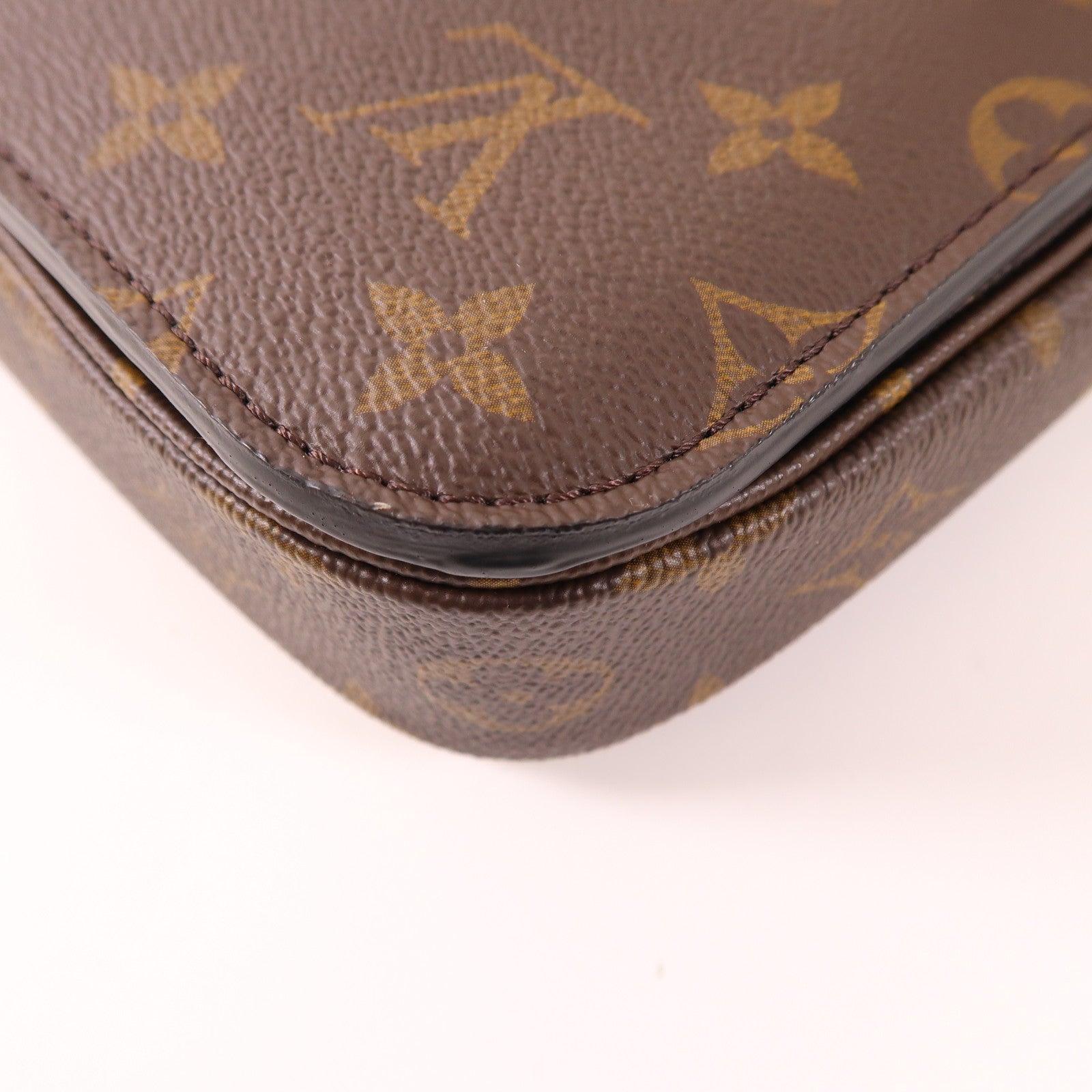 LOUIS VUITTON Monogram Pochette Metis金扣手挽肩背兩用