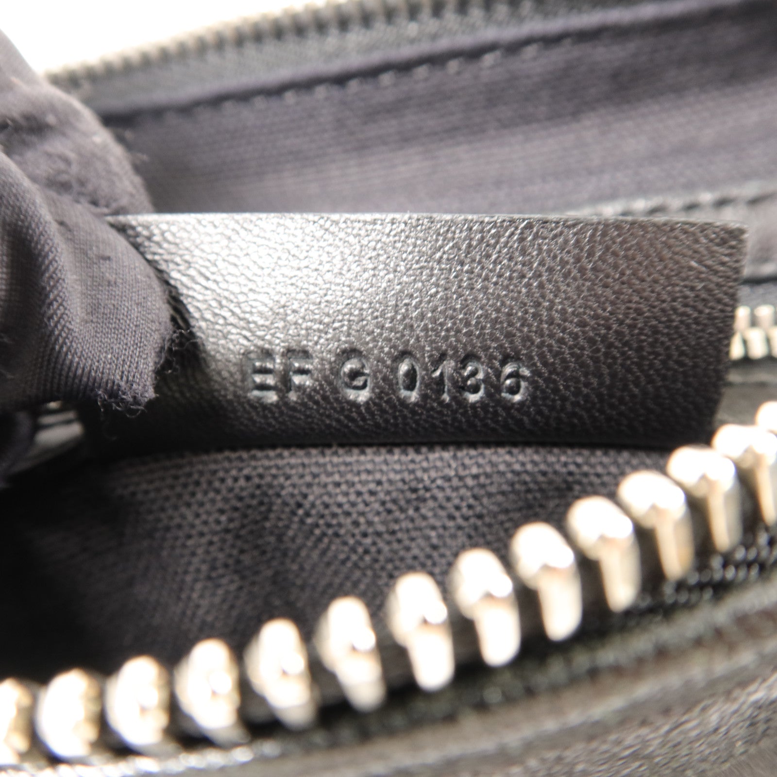 GIVENCHY 牛皮皮革Pandora Medium手挽肩背兩用袋