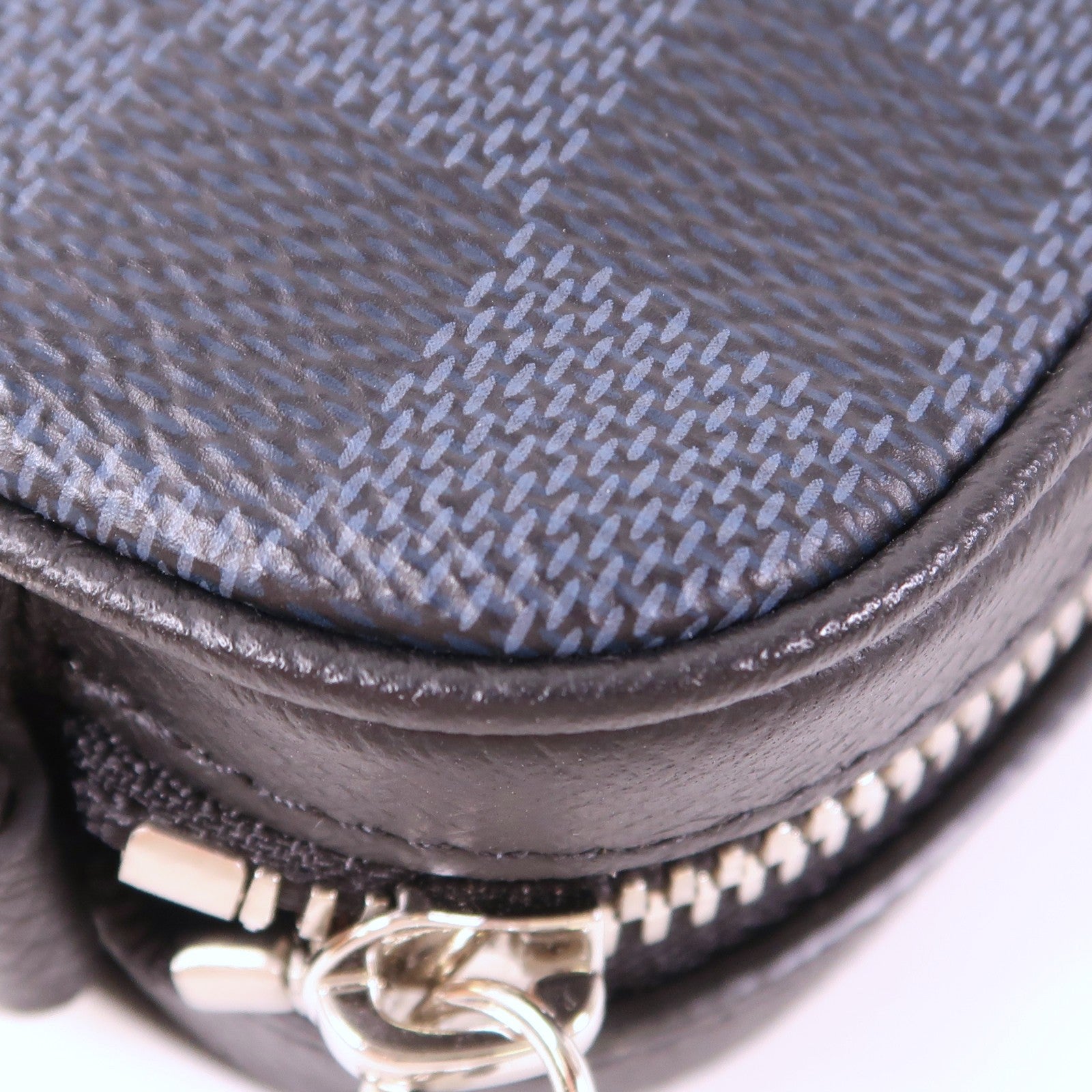 LOUIS VUITTON Damier Cobalt Zippy Soft銀扣手拿包