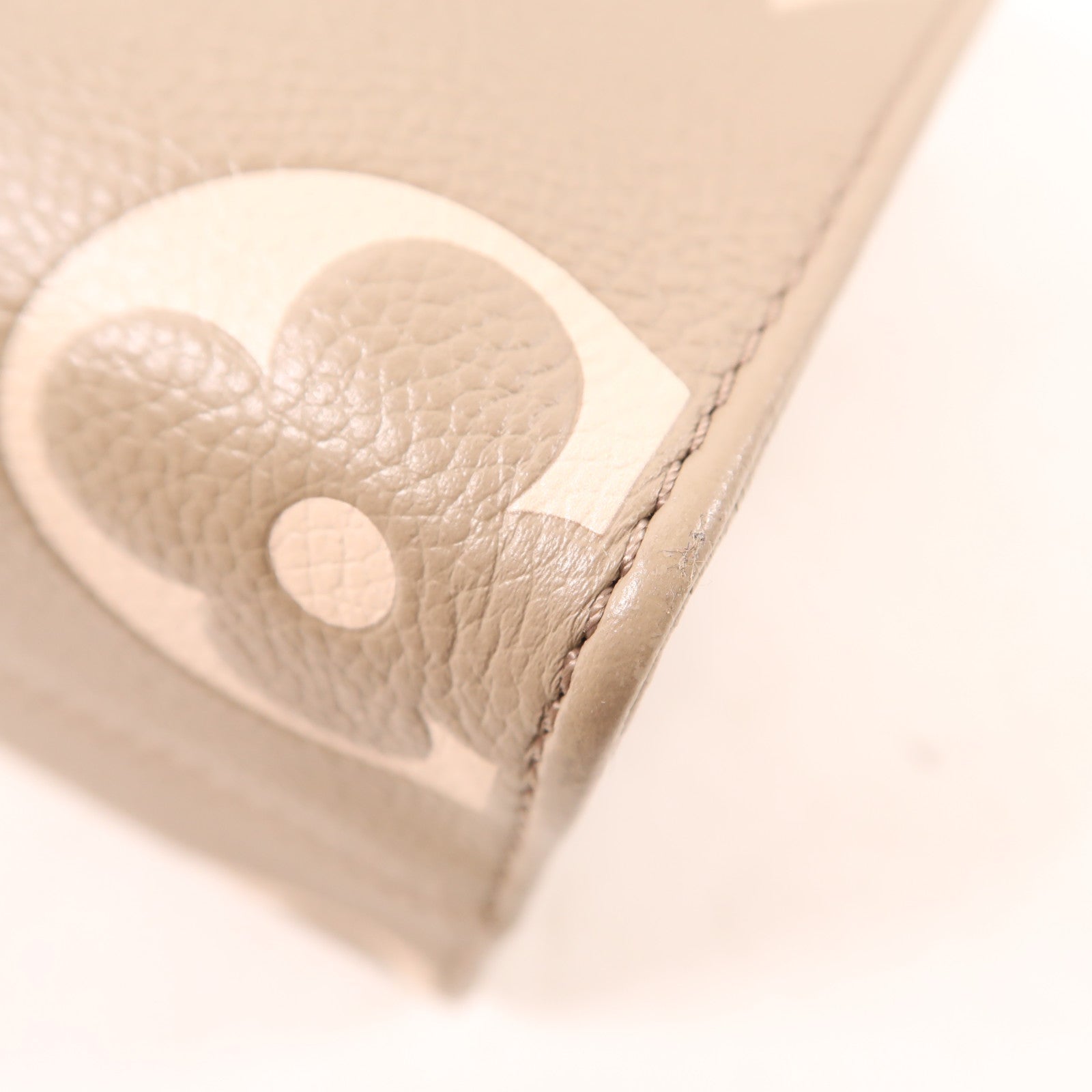 LOUIS VUITTON Monogram Empreinte OnTheGo PM金扣手挽肩背兩用袋灰色