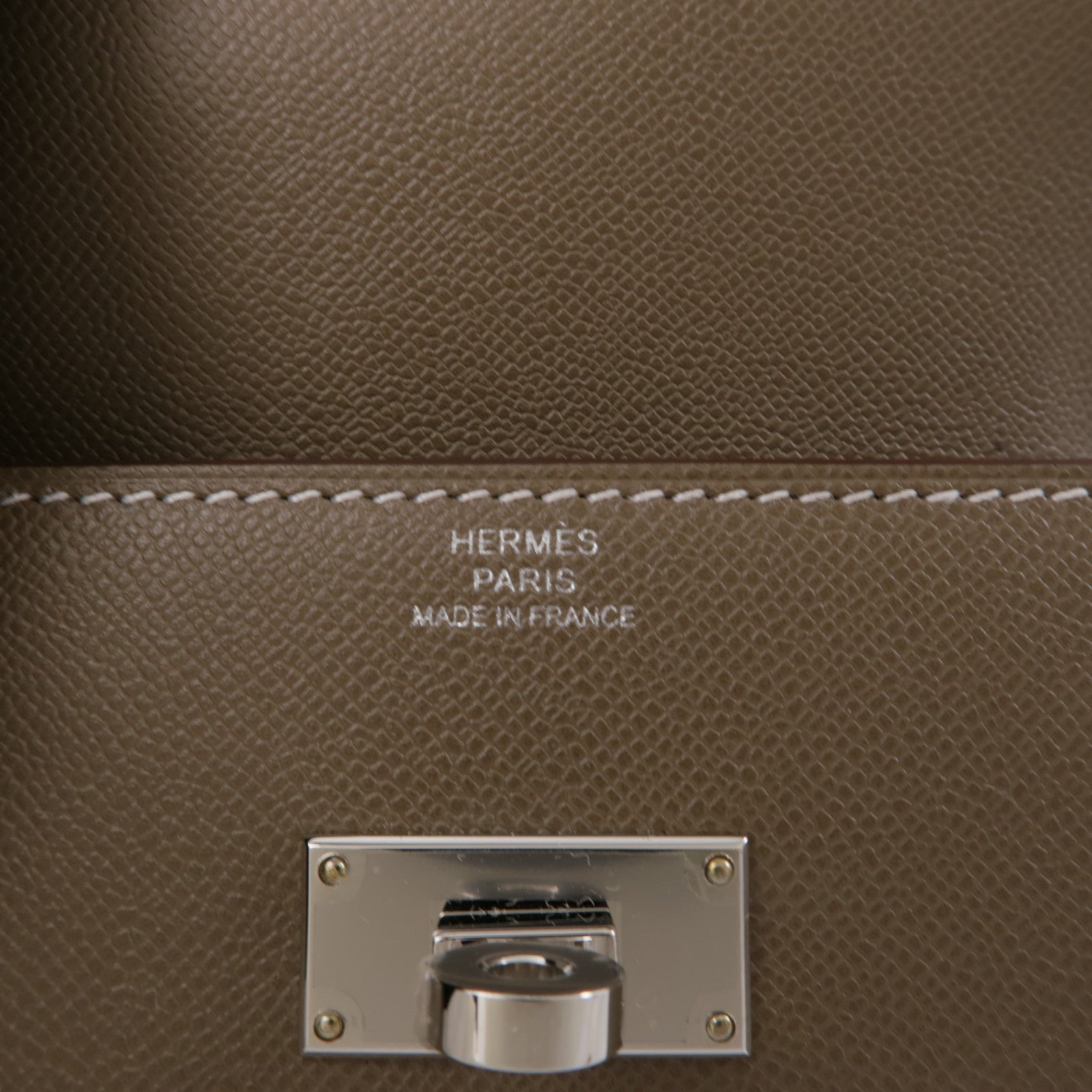 HERMES Madame皮革Kelly Pocket Slim銀扣零錢包Etoupe