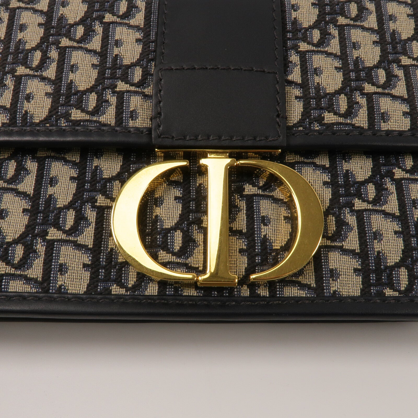 Dior 帆布Montaigne 30鏈帶肩背袋