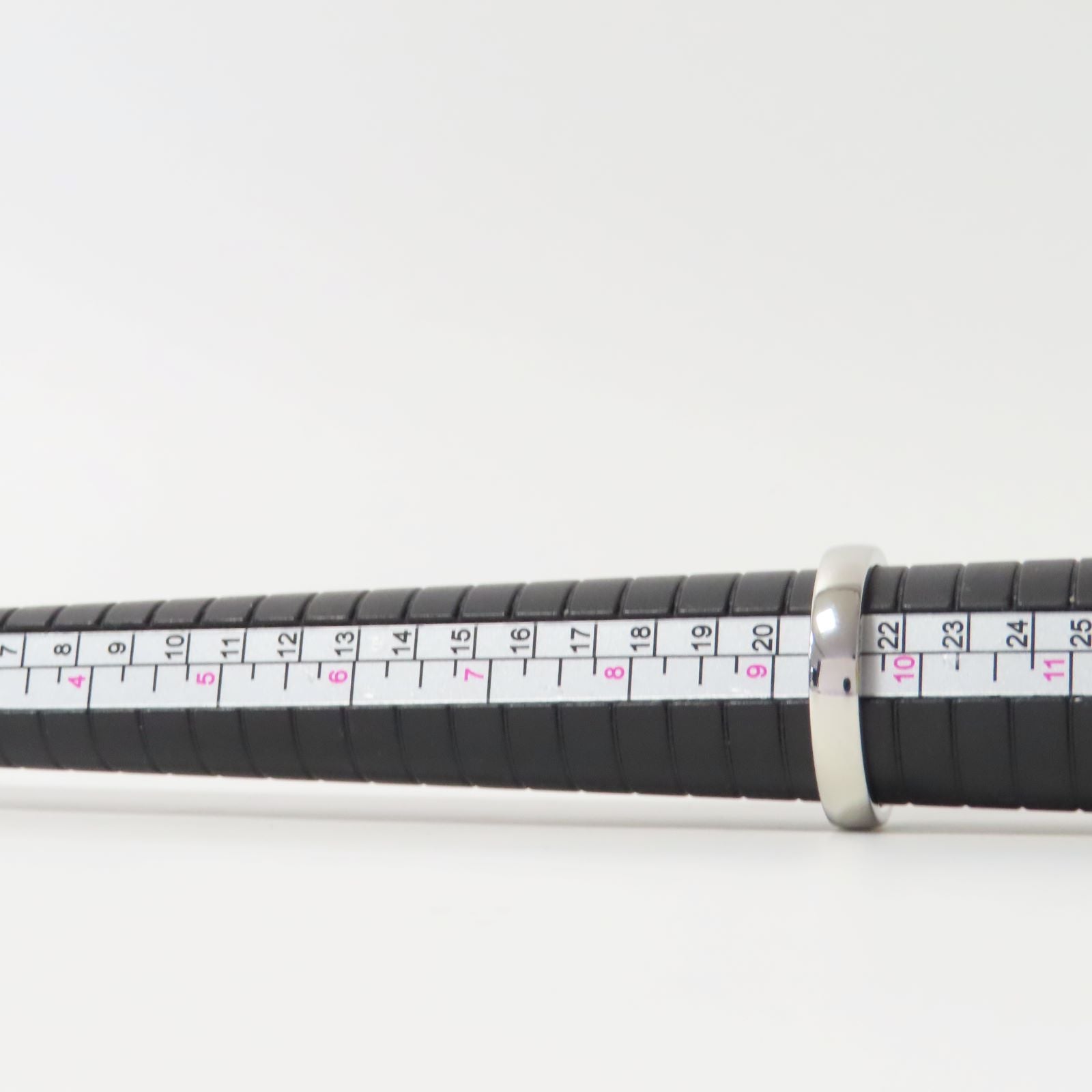 HARRY WINSTON Three Stone Ring WBDPRD3S4BP PT950 Platinum Diamond HW#61 US#9.5