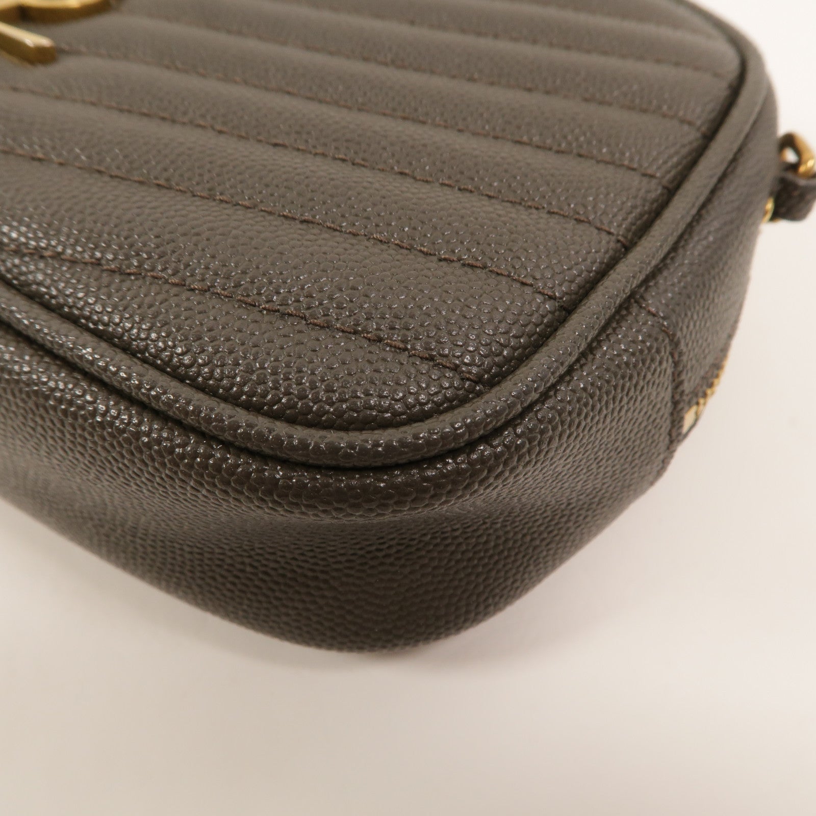 SAINT LAURENT 牛皮皮革Lou Mini Bag鏈帶肩背袋