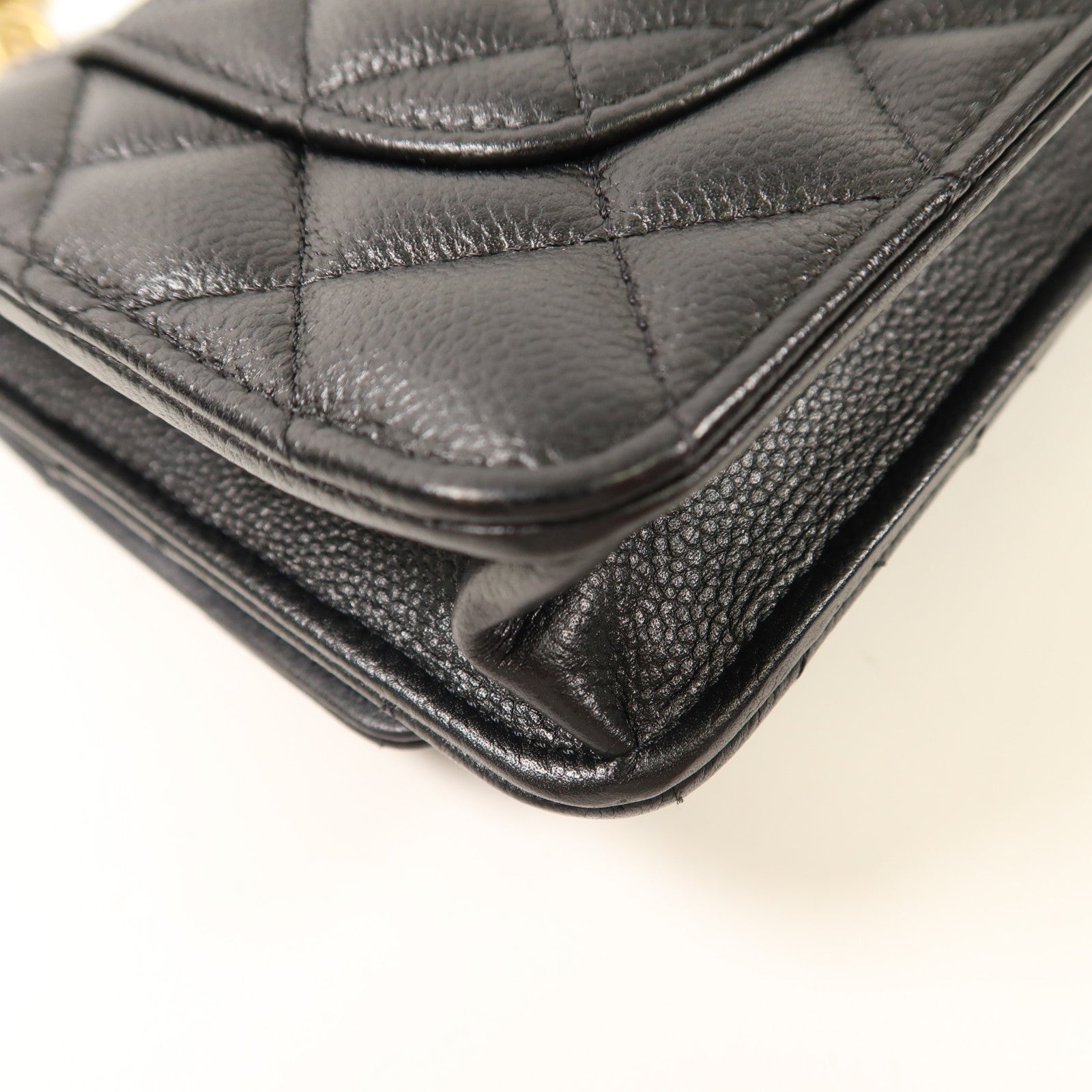 CHANEL 牛皮皮革Wallet On Chain With Heart Chain金扣鏈帶肩背袋
