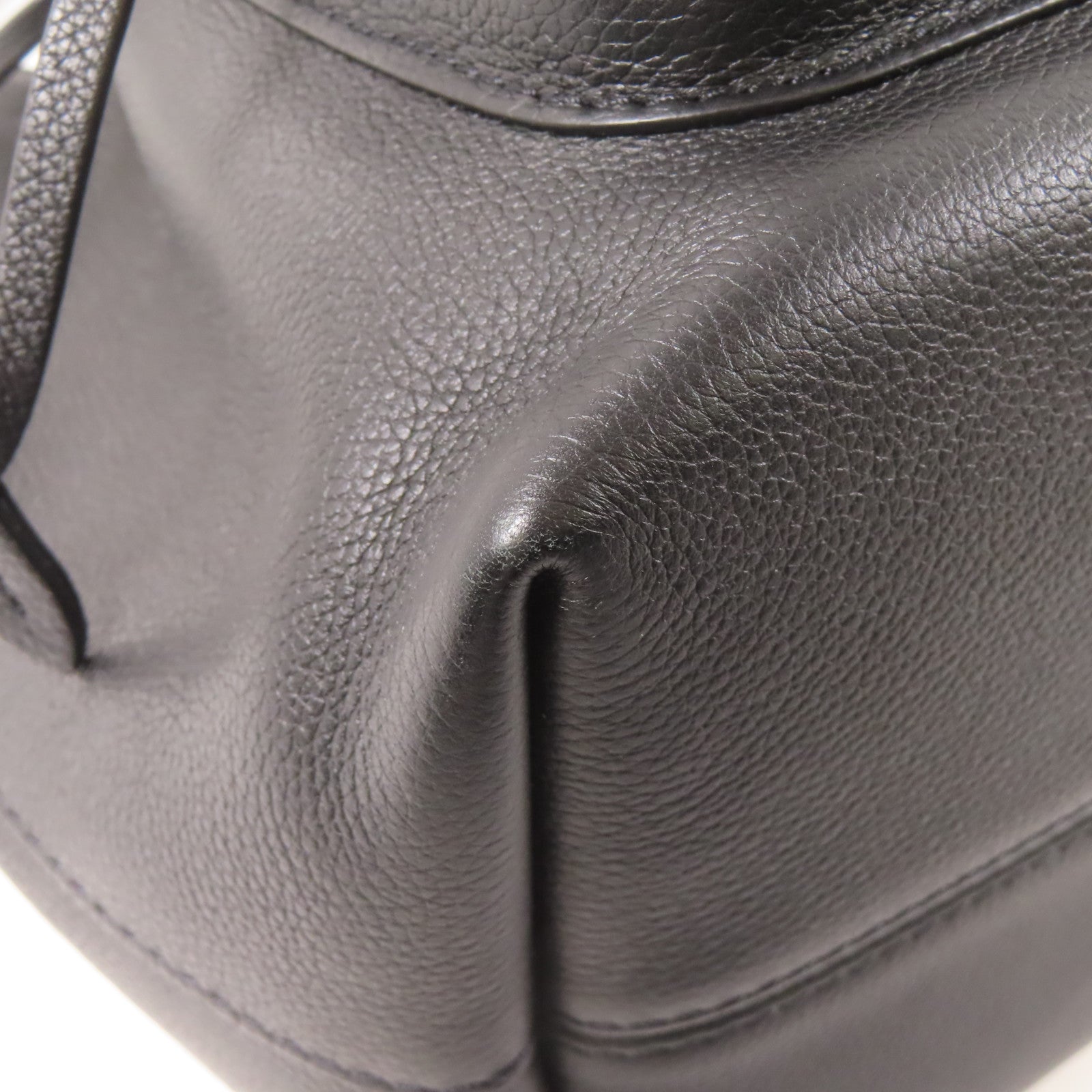 LOUIS VUITTON 牛皮皮革Lockme Bucket金扣手挽肩背兩用袋黑色