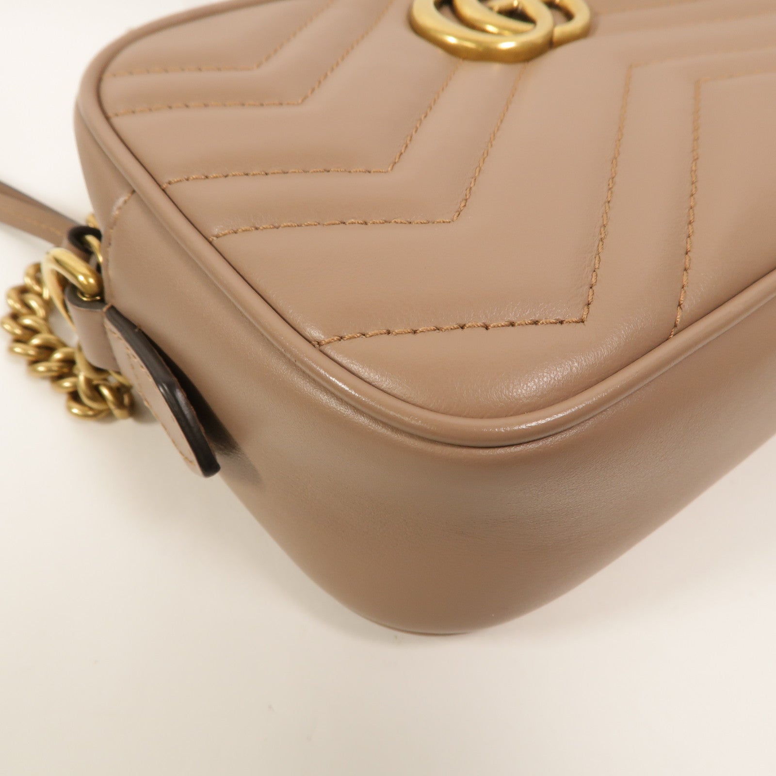 GUCCI 牛皮皮革GG Marmont Mini鏈帶肩背袋