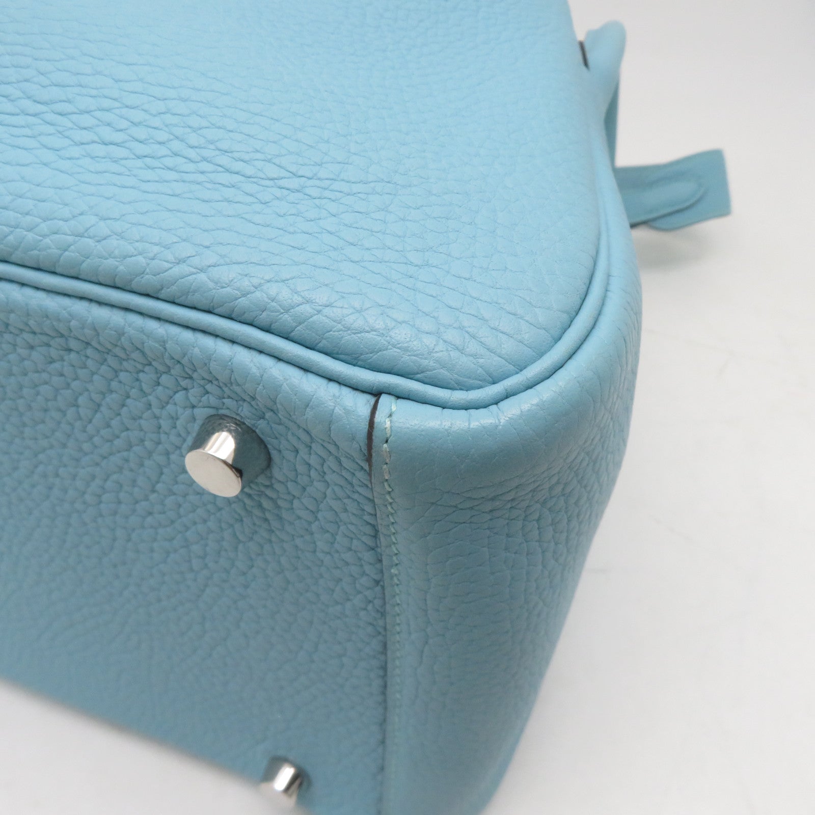 HERMES 【激減優惠】Clemence皮革Lindy 30銀扣手挽肩背兩用袋Bleu Saint Cyr聖西爾水藍色