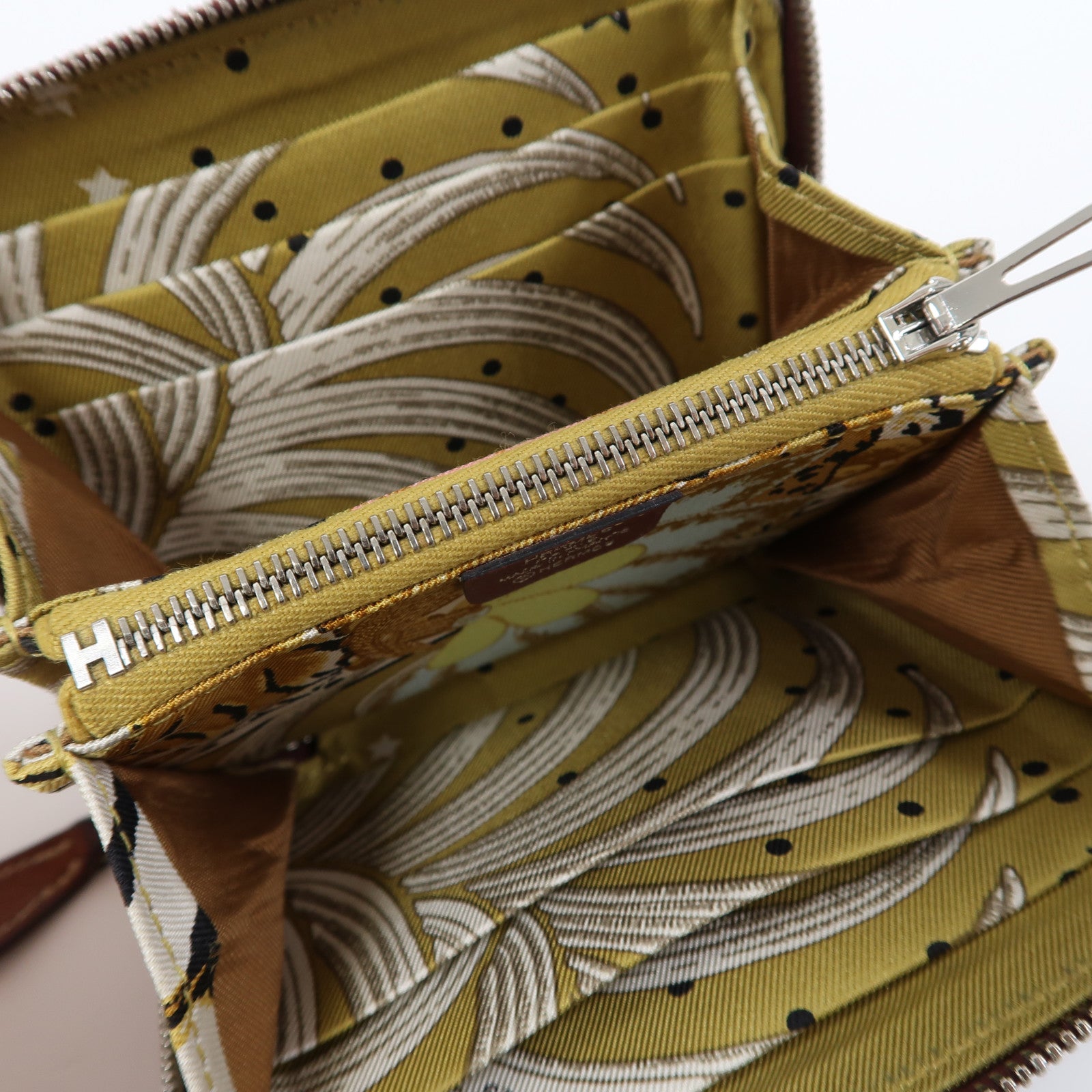 HERMES Epsom皮革Silk'In Compact銀扣錢包紅色