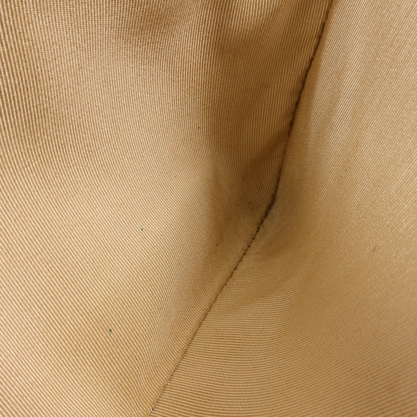 CHANEL 牛皮皮革Chain Shoulder金扣鏈帶肩背袋