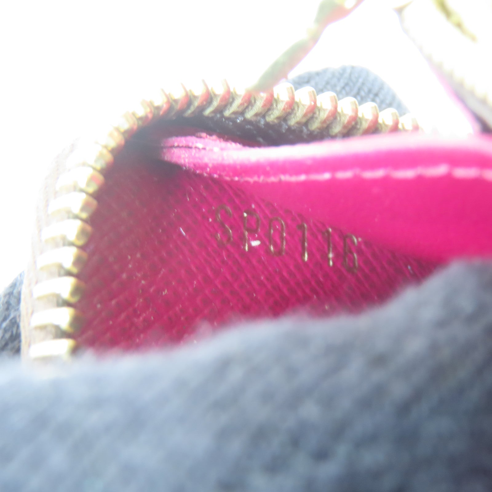 LOUIS VUITTON Monogram Zipper Wallet金扣長錢包啡色