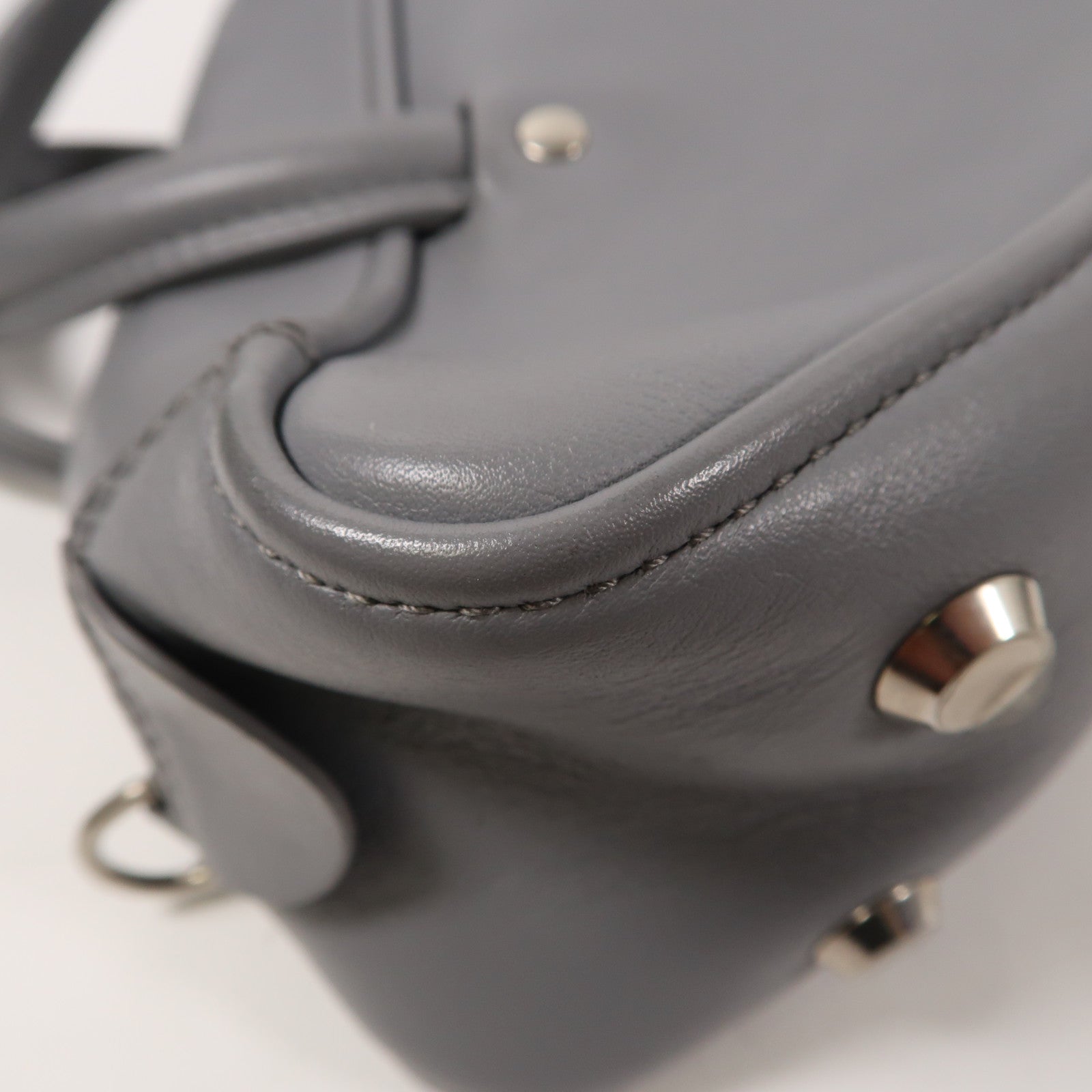 BALENCIAGA 【激減優惠】牛皮皮革Triangle銀扣手挽肩背兩用袋灰色