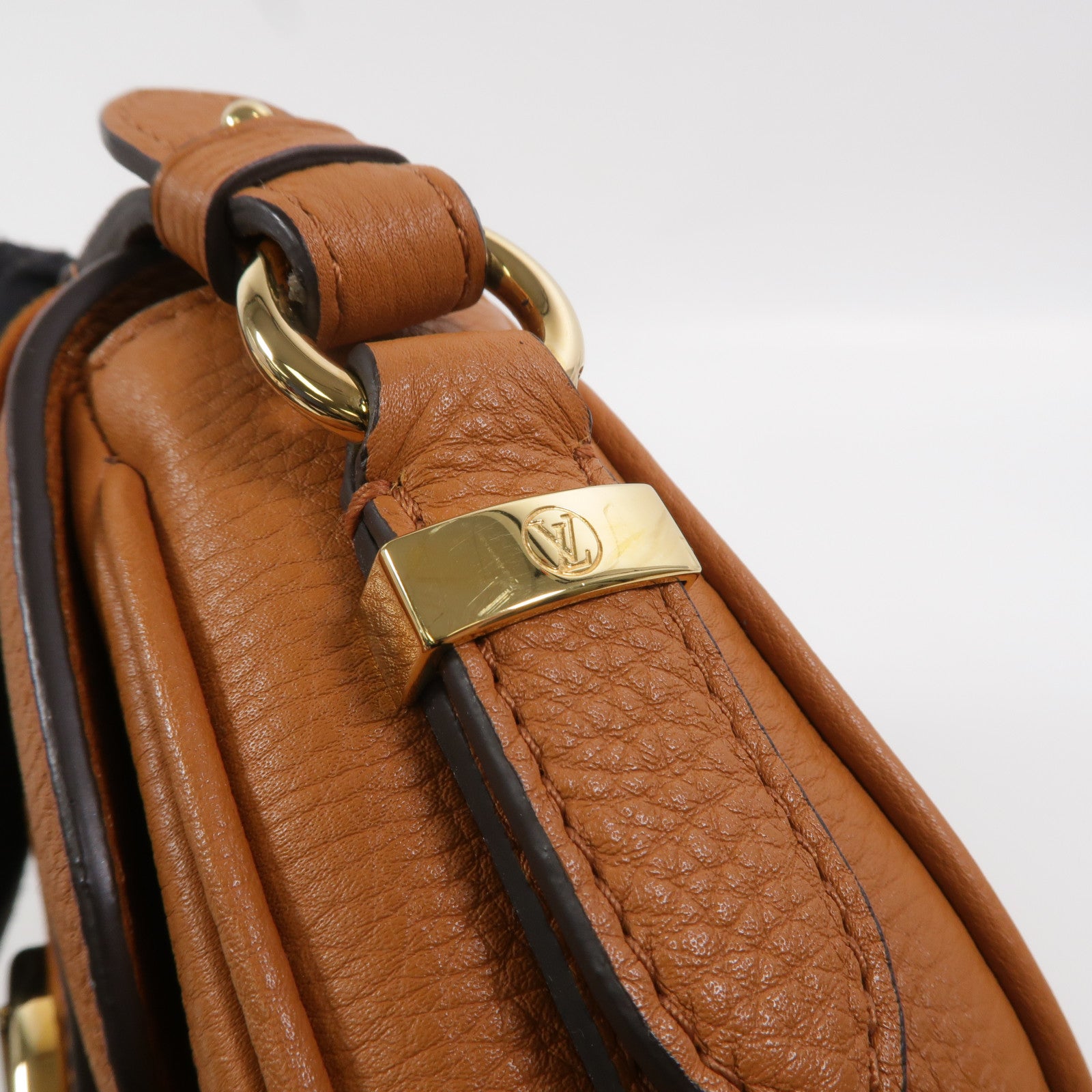 LOUIS VUITTON 牛皮皮革Pont Neuf Soft PM肩背袋