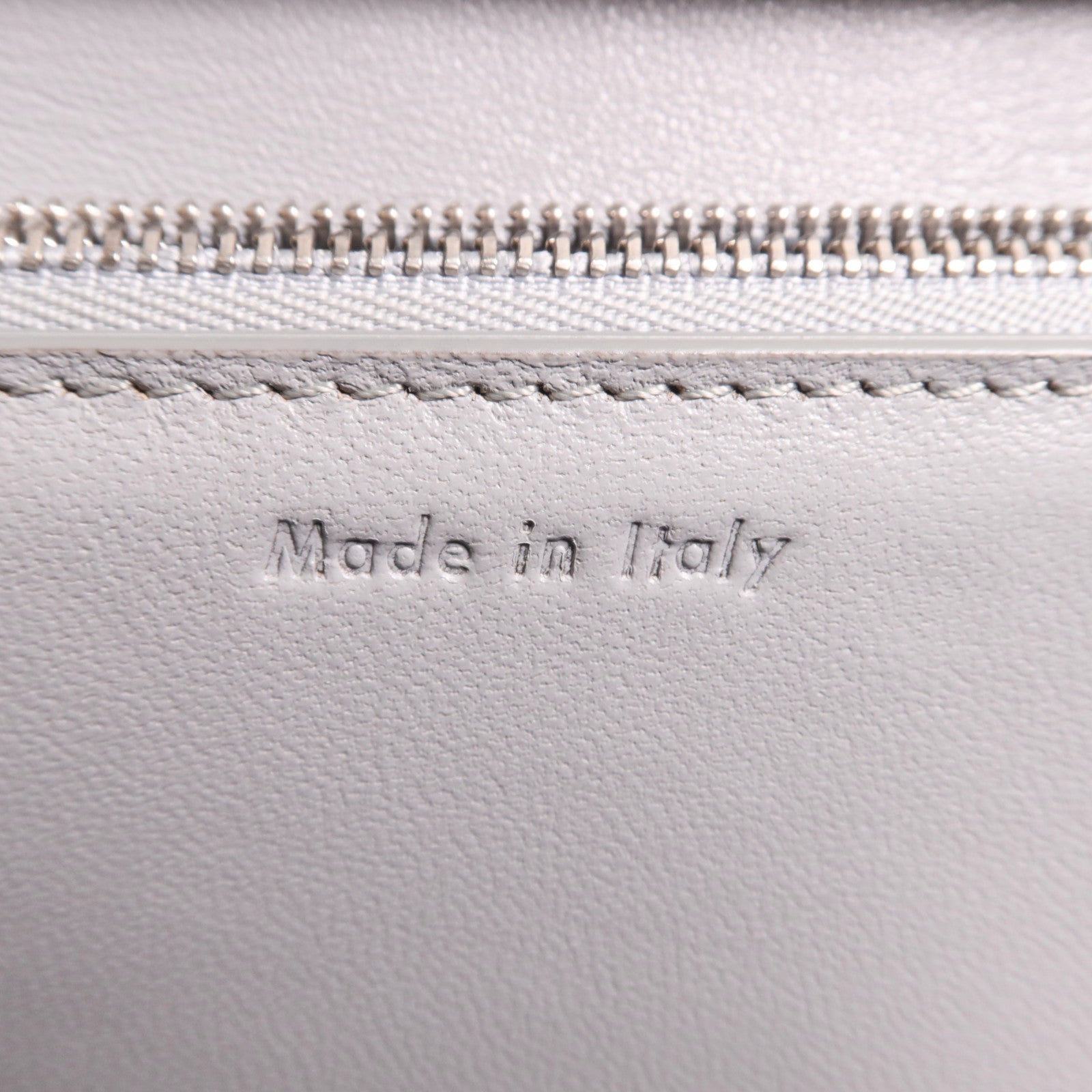 CELINE 牛皮皮革Classic Box銀扣肩背袋