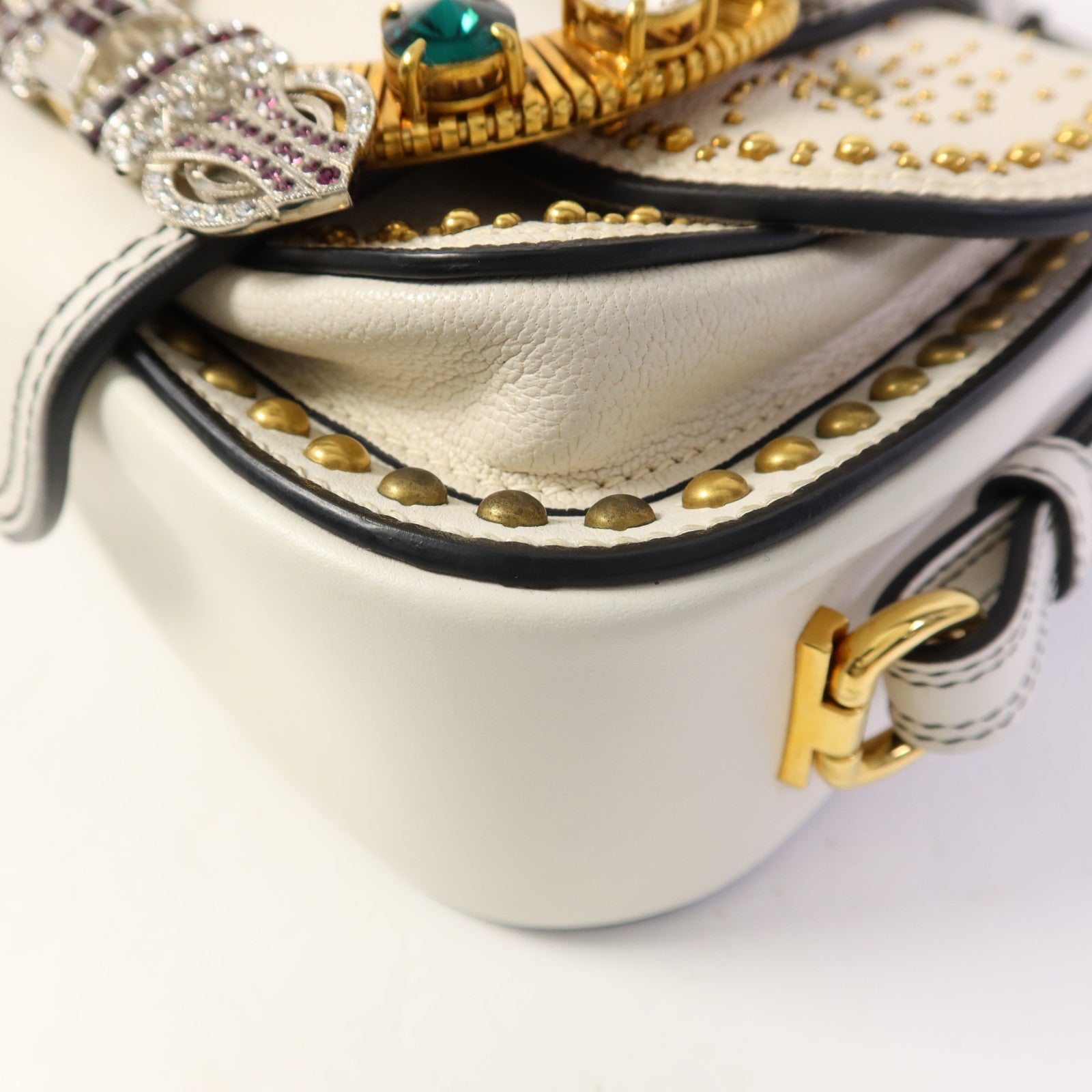 Miu Miu 牛皮皮革Shoulder Bag金扣肩背袋