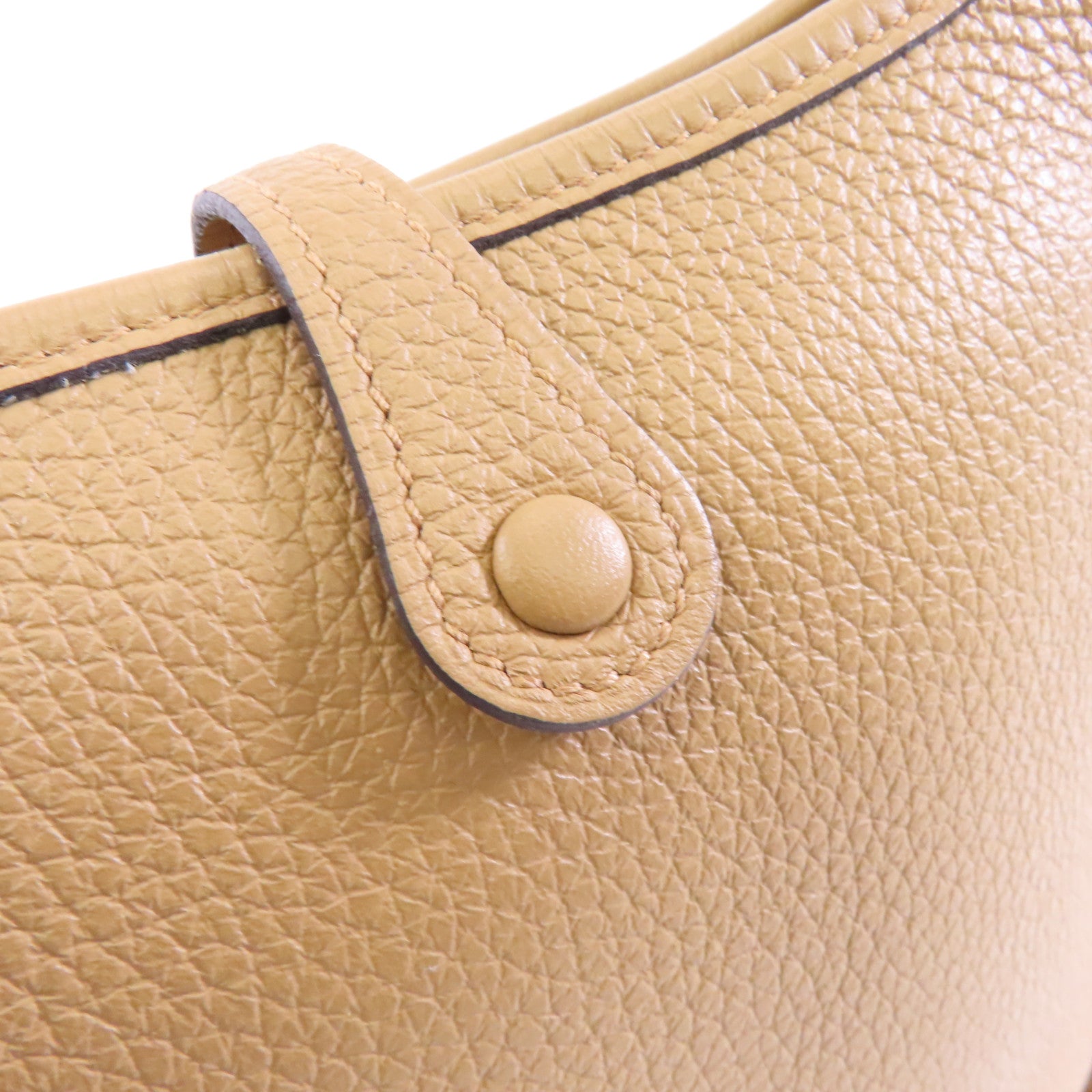 HERMES Clemence皮革Evelyne TPM銀扣肩背袋Biscuit/棕色