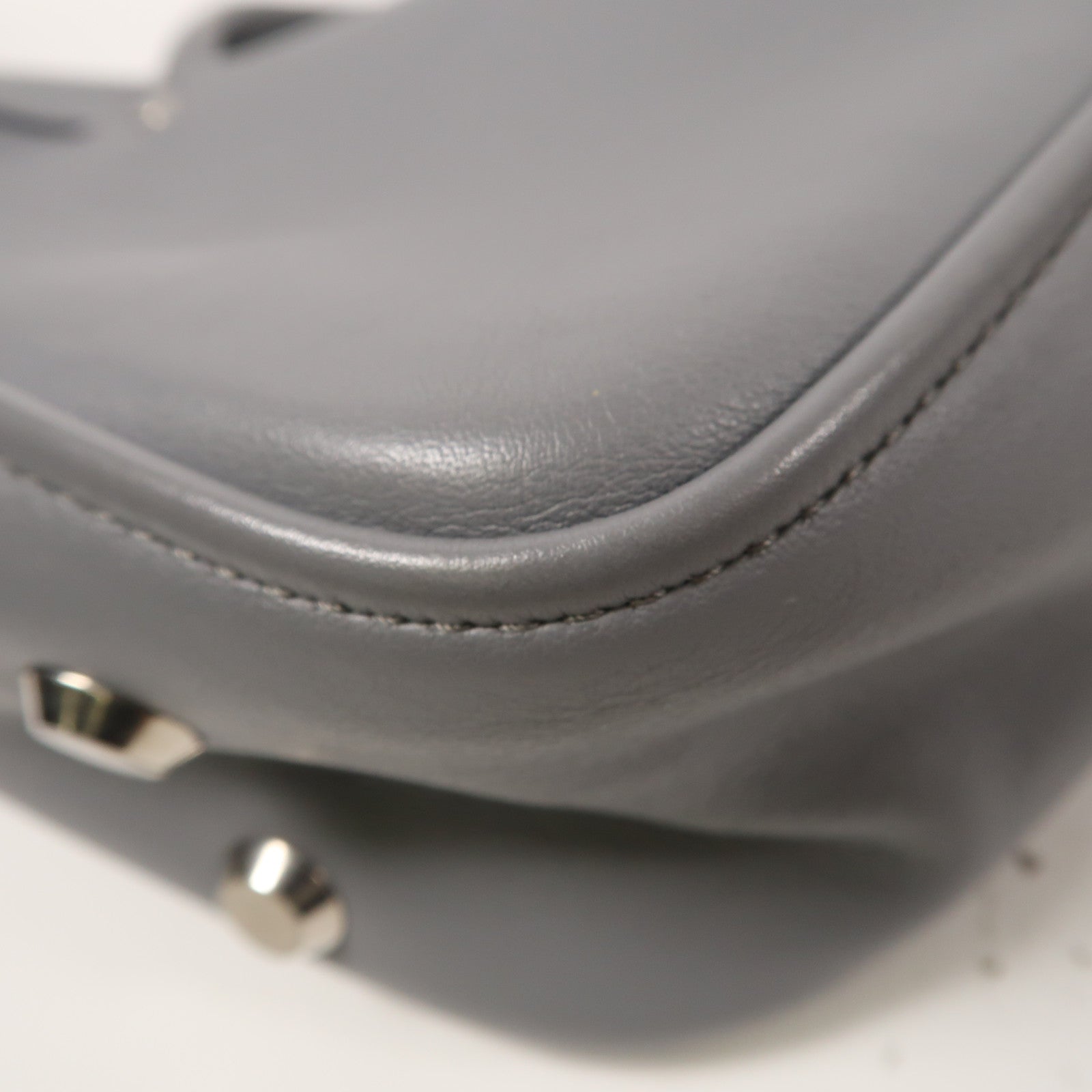 BALENCIAGA 【激減優惠】牛皮皮革Triangle銀扣手挽肩背兩用袋灰色