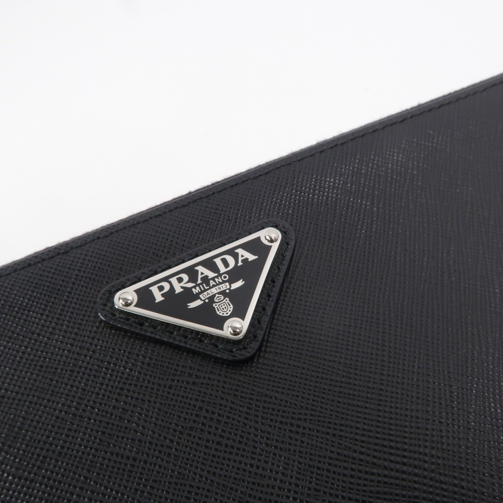 PRADA Saffiano皮革Pouch手拿包