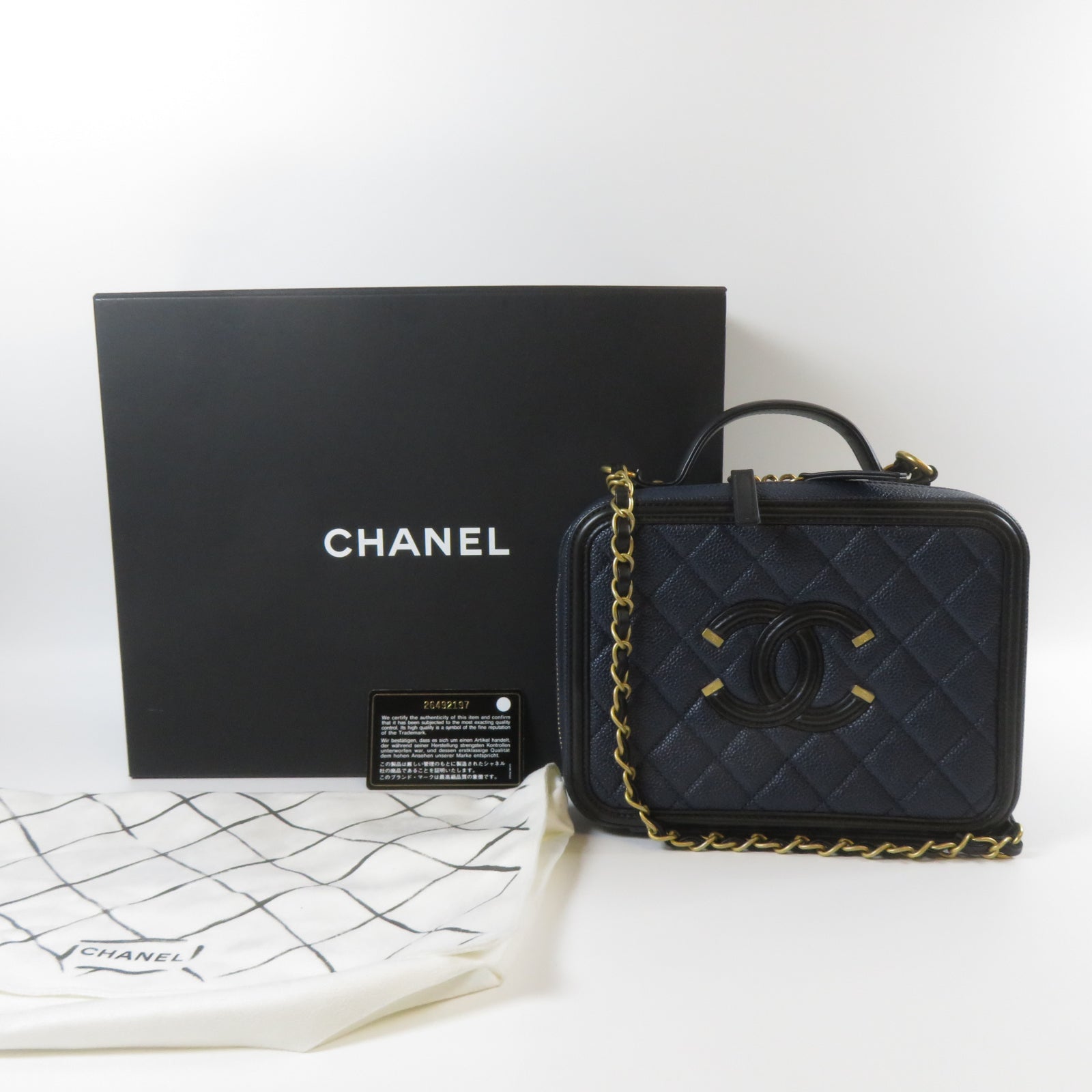CHANEL 【激減優惠】Caviar皮革Filigree Vanity Case金扣鏈帶肩背袋深藍色