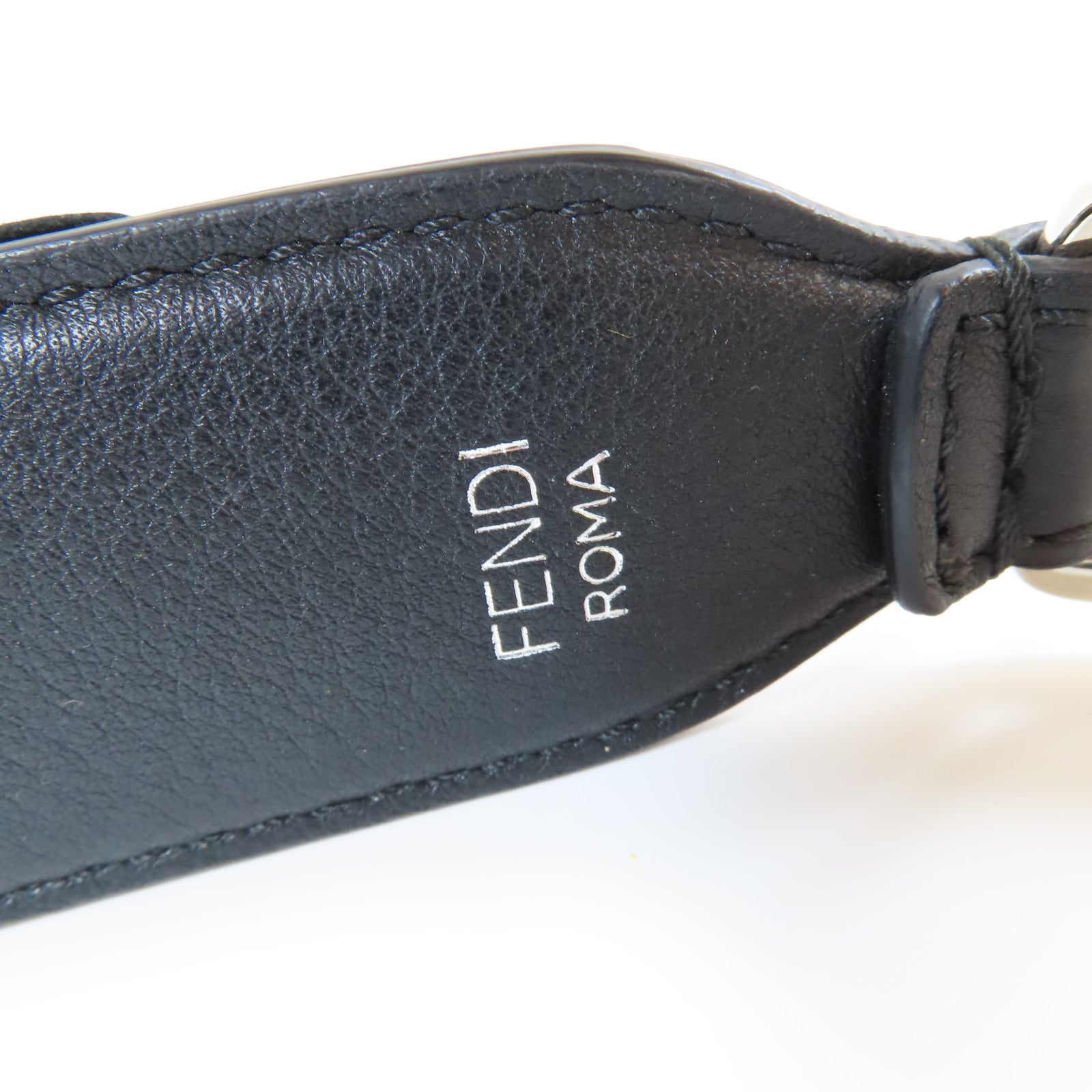 FENDI 【激減優惠】牛皮皮革Shoulder Strap銀扣肩帶黑色